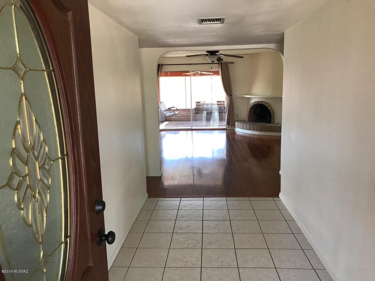 Sutton Place (1-120) - Residential