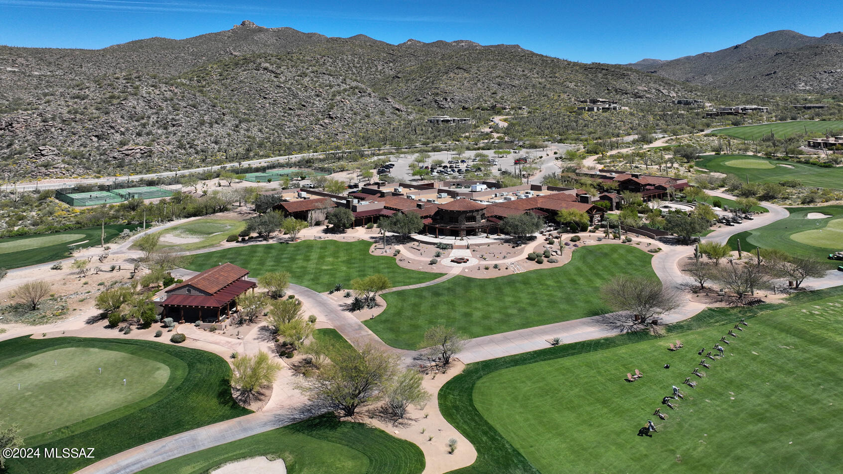 Boulder Bridge Pass At Dove Mountain SQ20132910078 - Residential