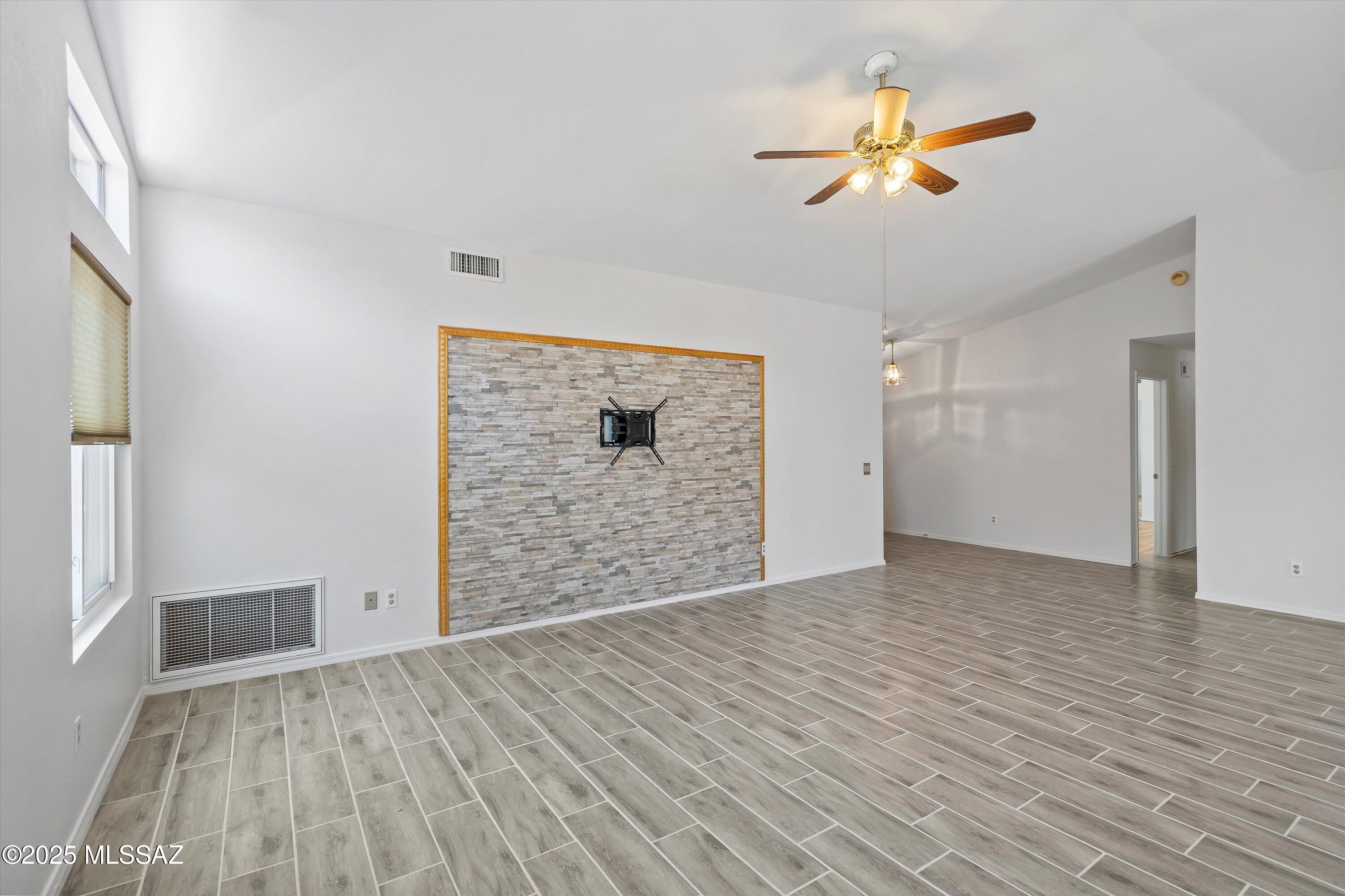 38240 S Mountain Site Drive