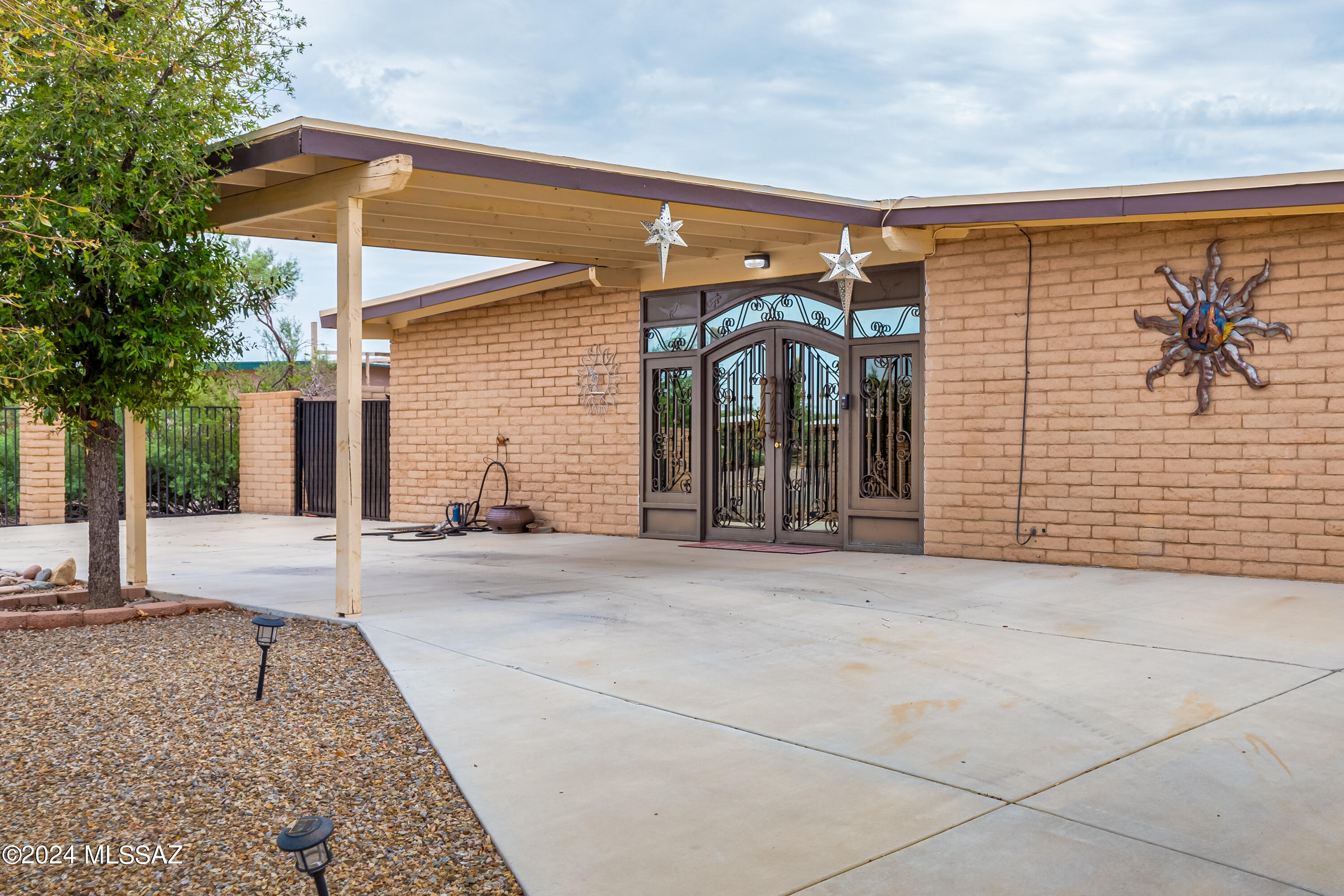 Casas Adobes Estates (650-760) - Residential