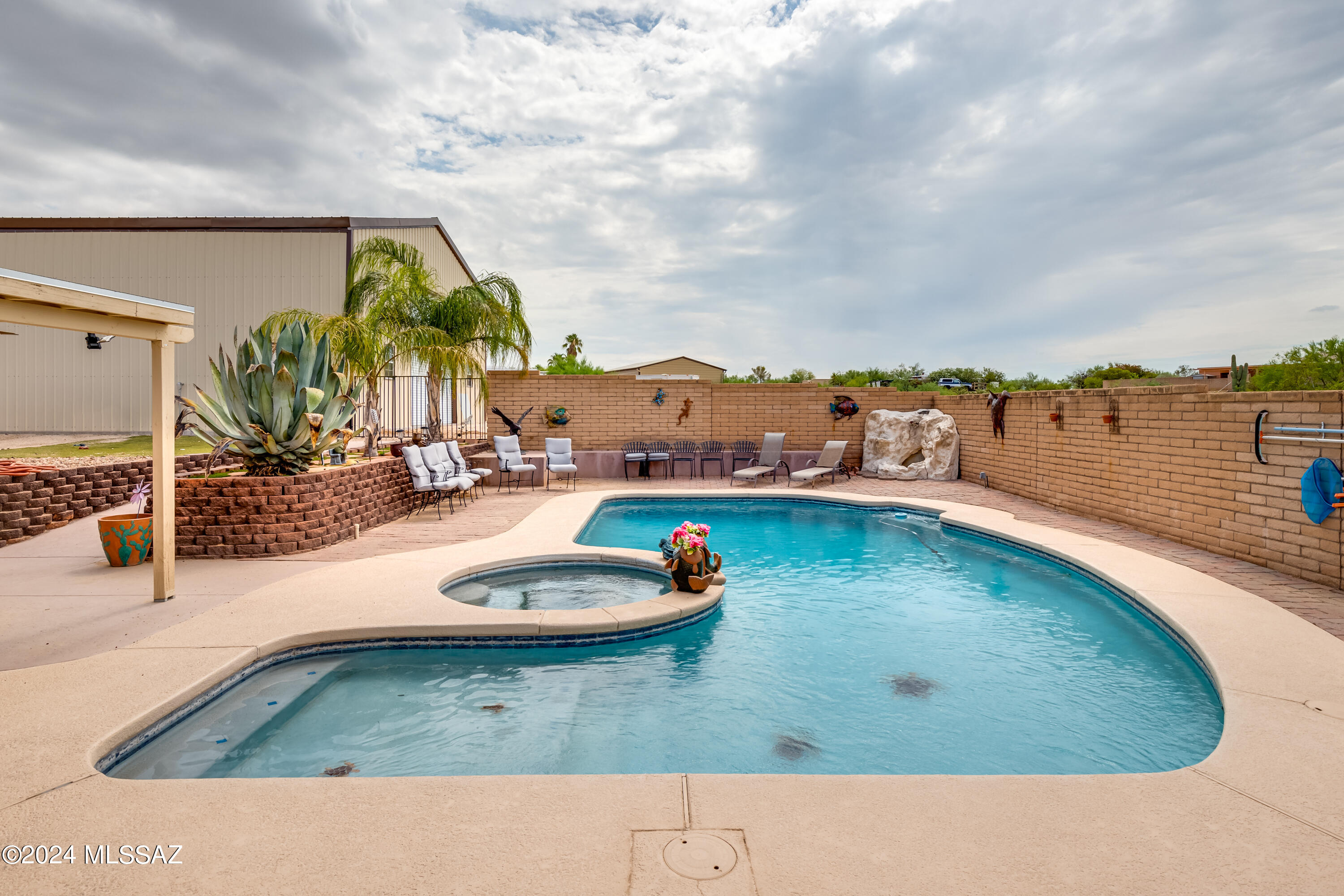 Casas Adobes Estates (650-760) - Residential
