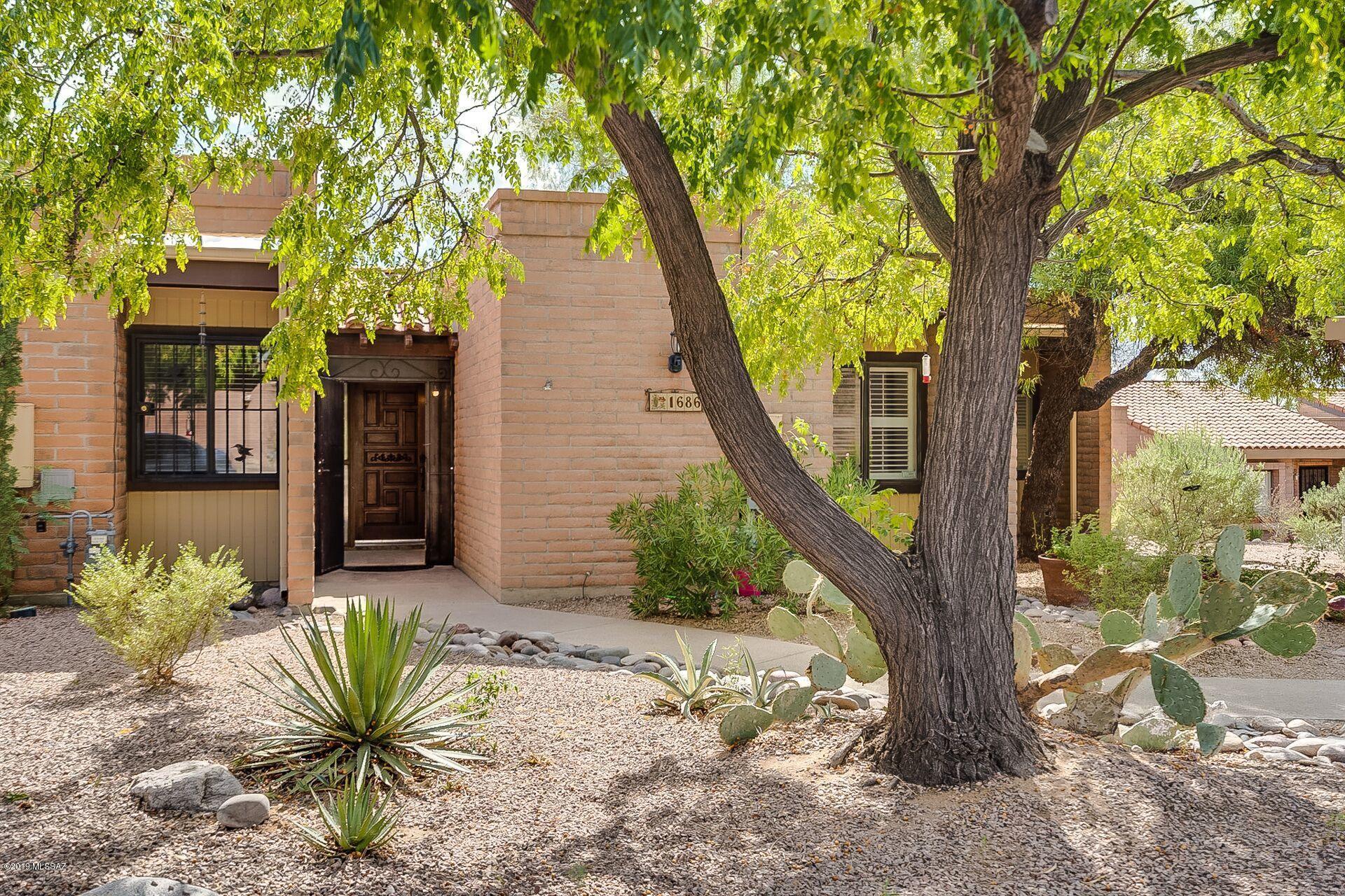 La Cholla Hills(1-313) - Residential