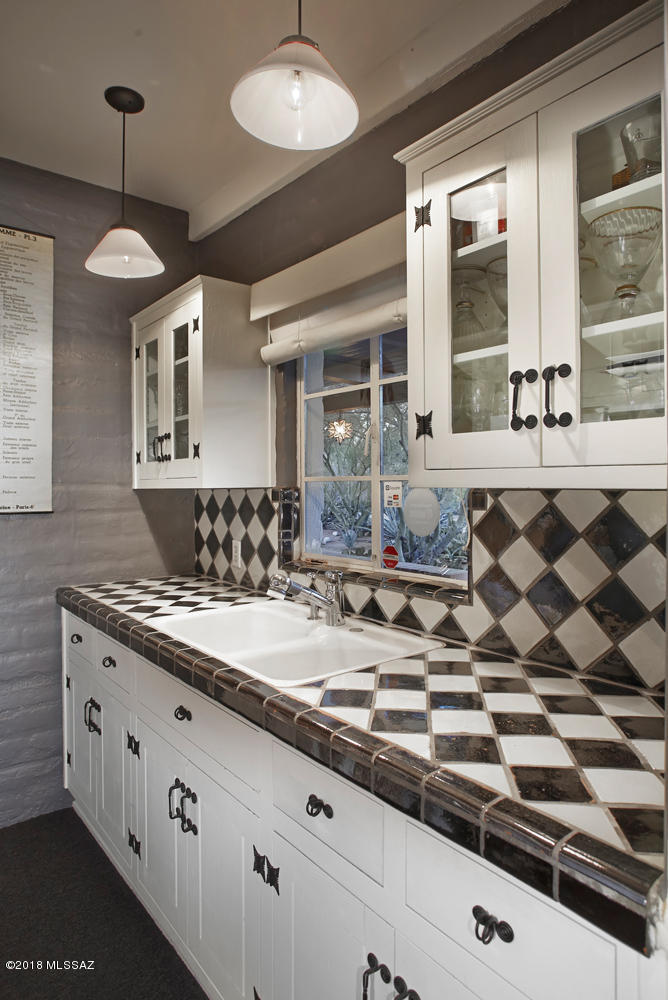 Casas Adobes Addition - Residential