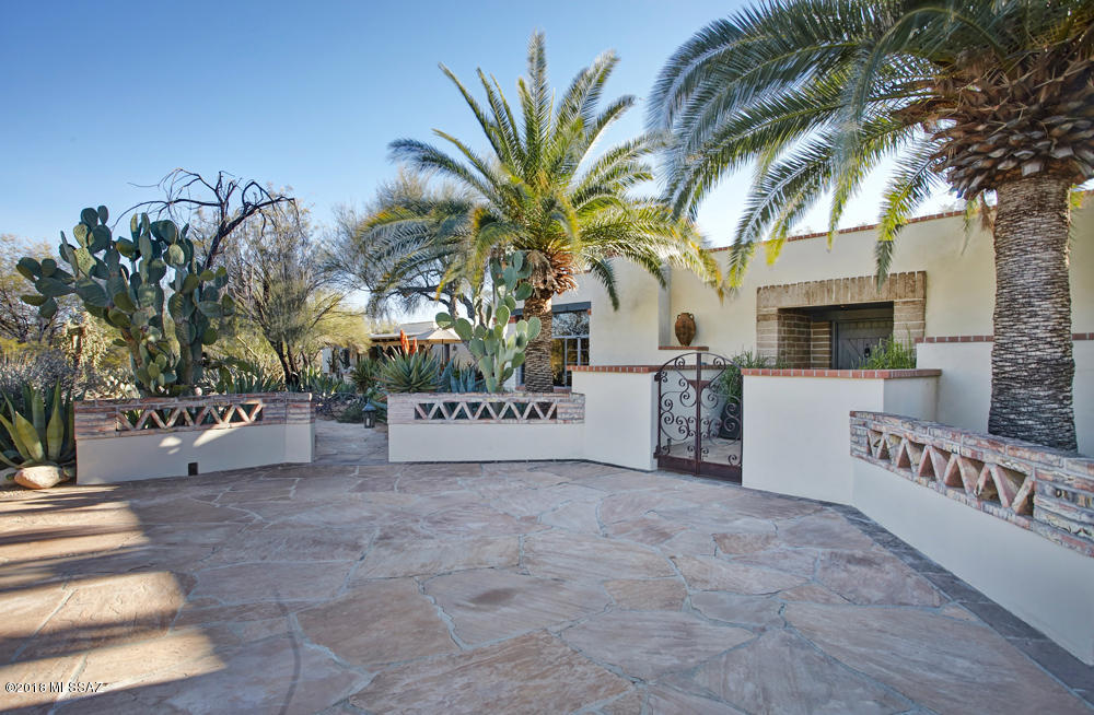 Casas Adobes Addition - Residential