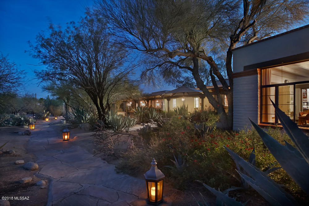 Casas Adobes Addition - Residential