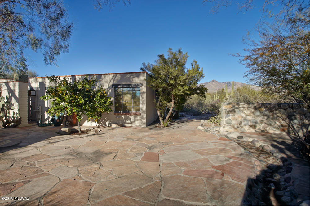 Casas Adobes Addition - Residential