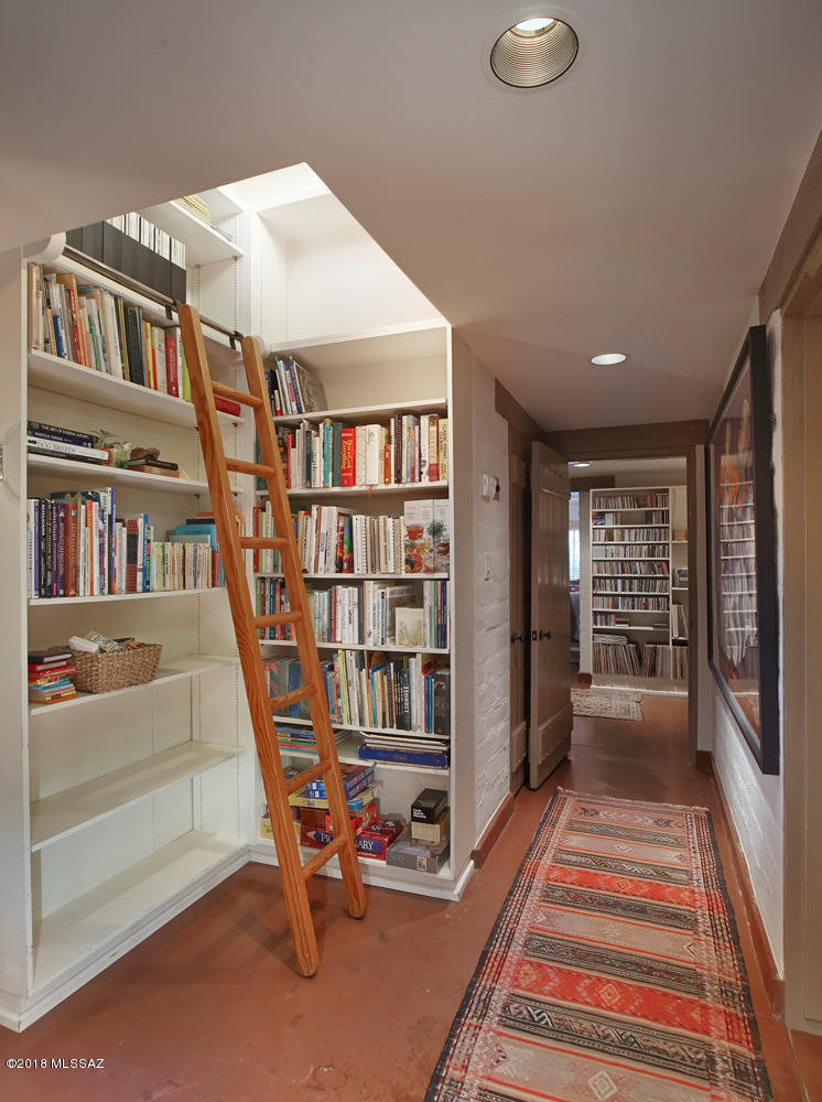 Casas Adobes Addition - Residential