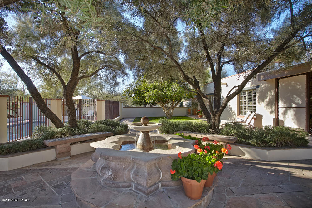 Casas Adobes Addition - Residential