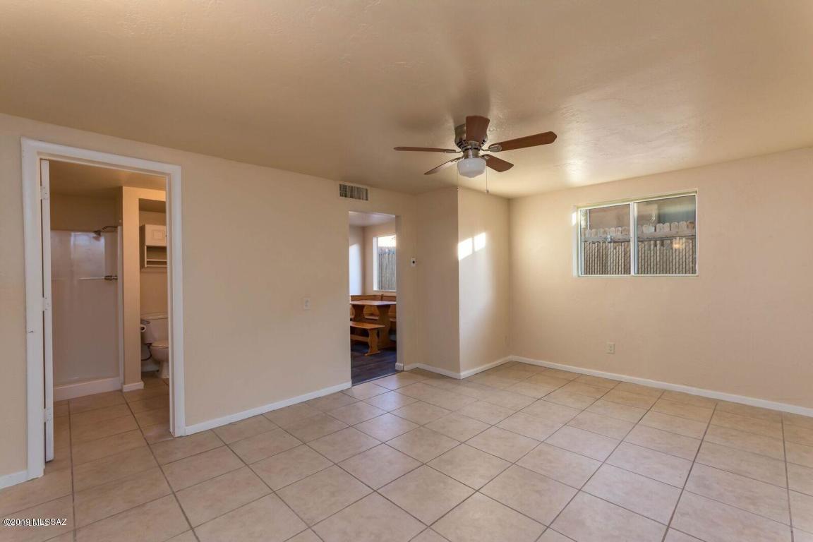 Campbell Ave. Acres - Residential Lease