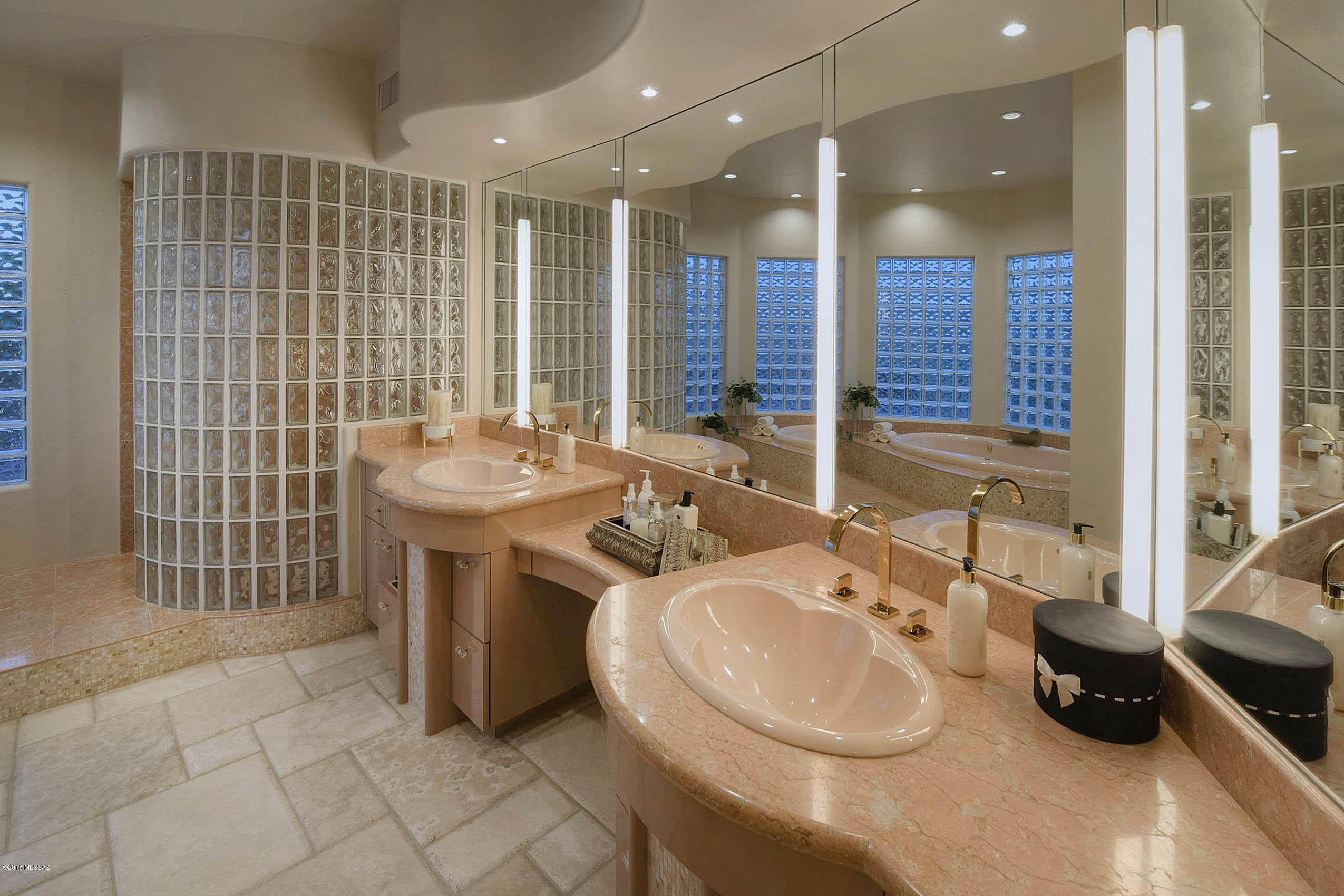 Sunset Hills Estates (2-18) - Residential
