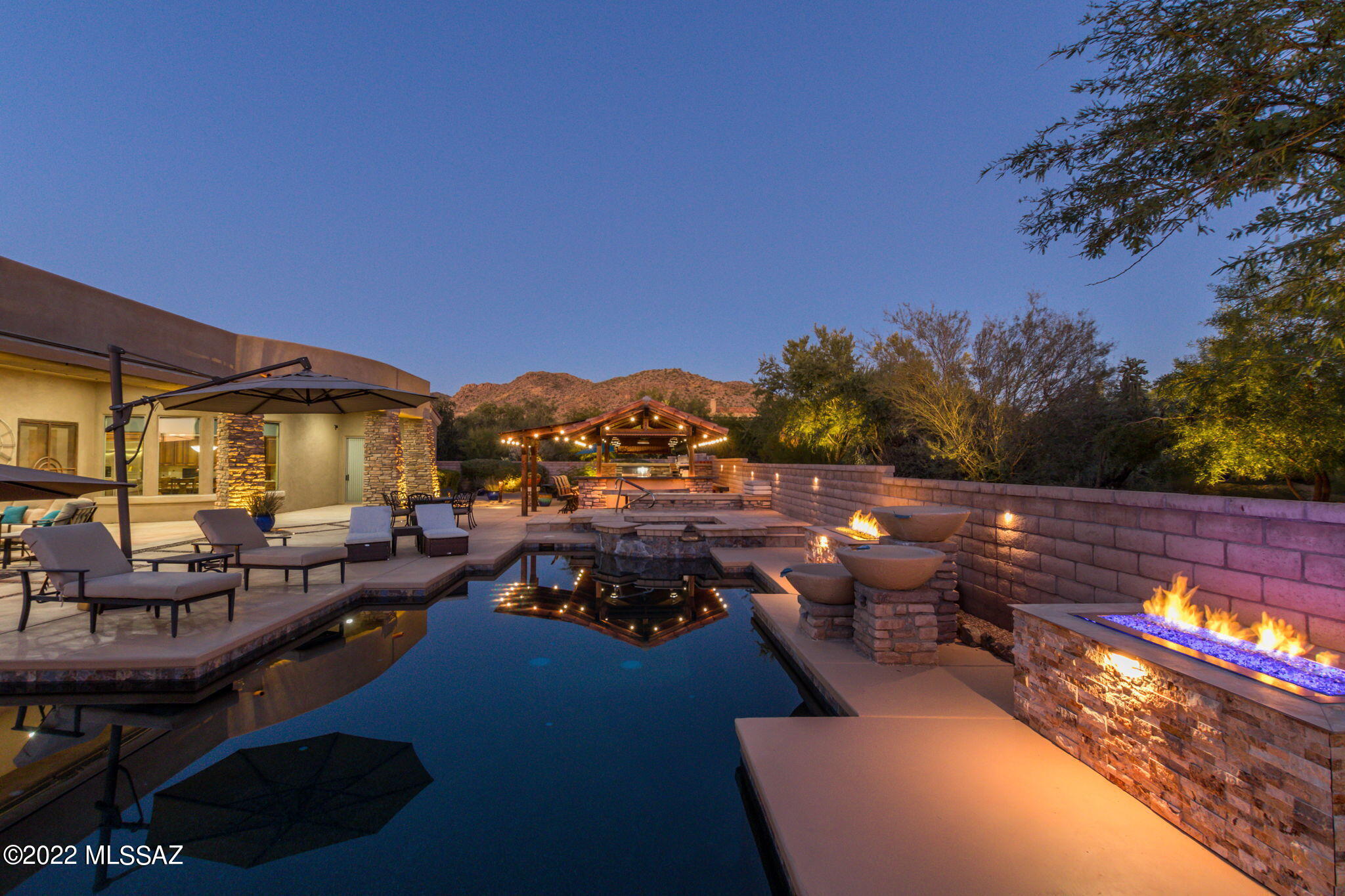Dos Lagos at Dove Mountain (1-91) - Residential