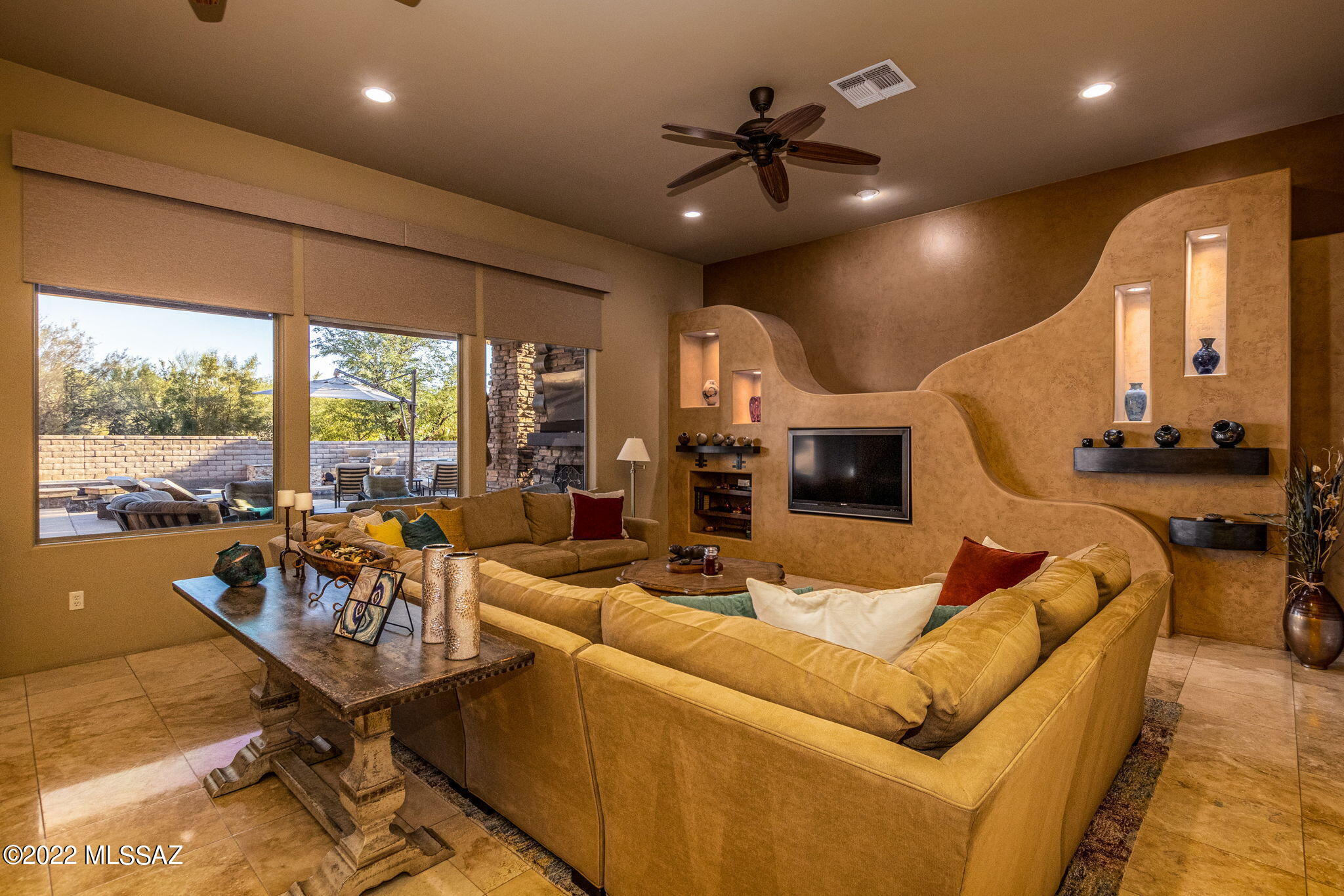 Dos Lagos at Dove Mountain (1-91) - Residential