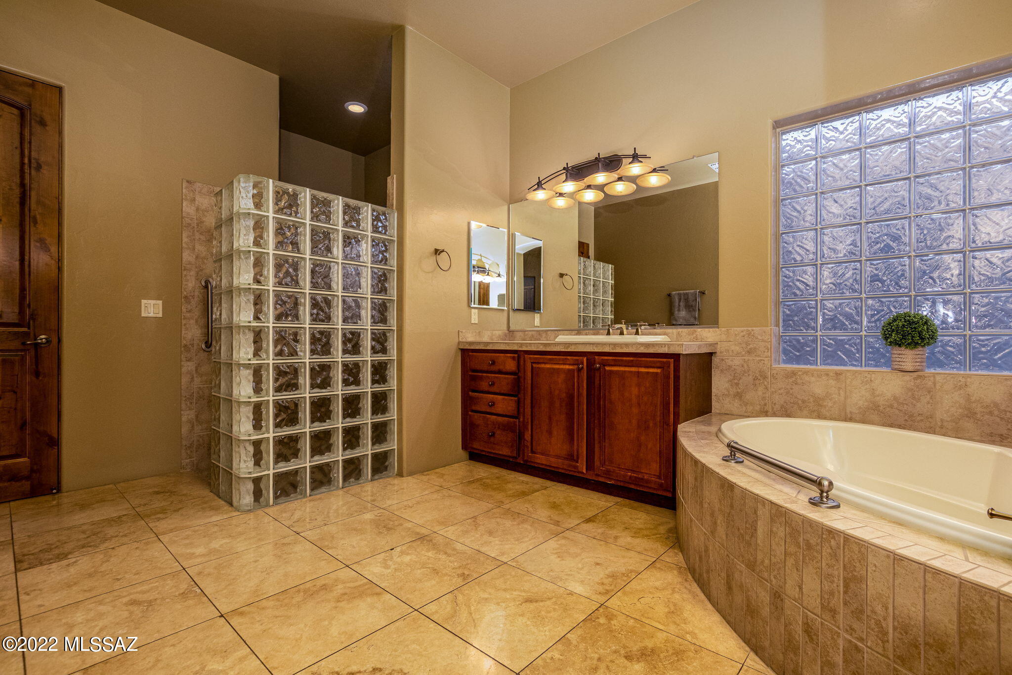 Dos Lagos at Dove Mountain (1-91) - Residential