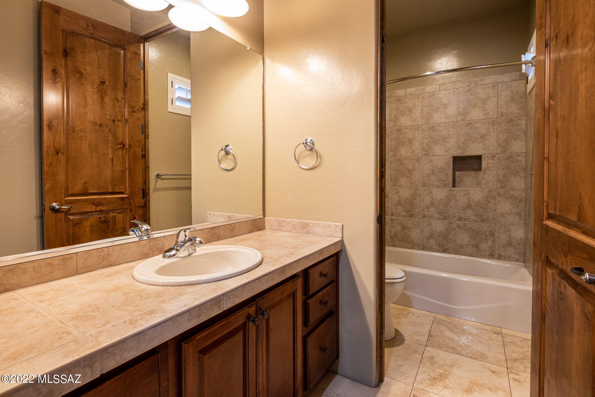 Dos Lagos at Dove Mountain (1-91) - Residential