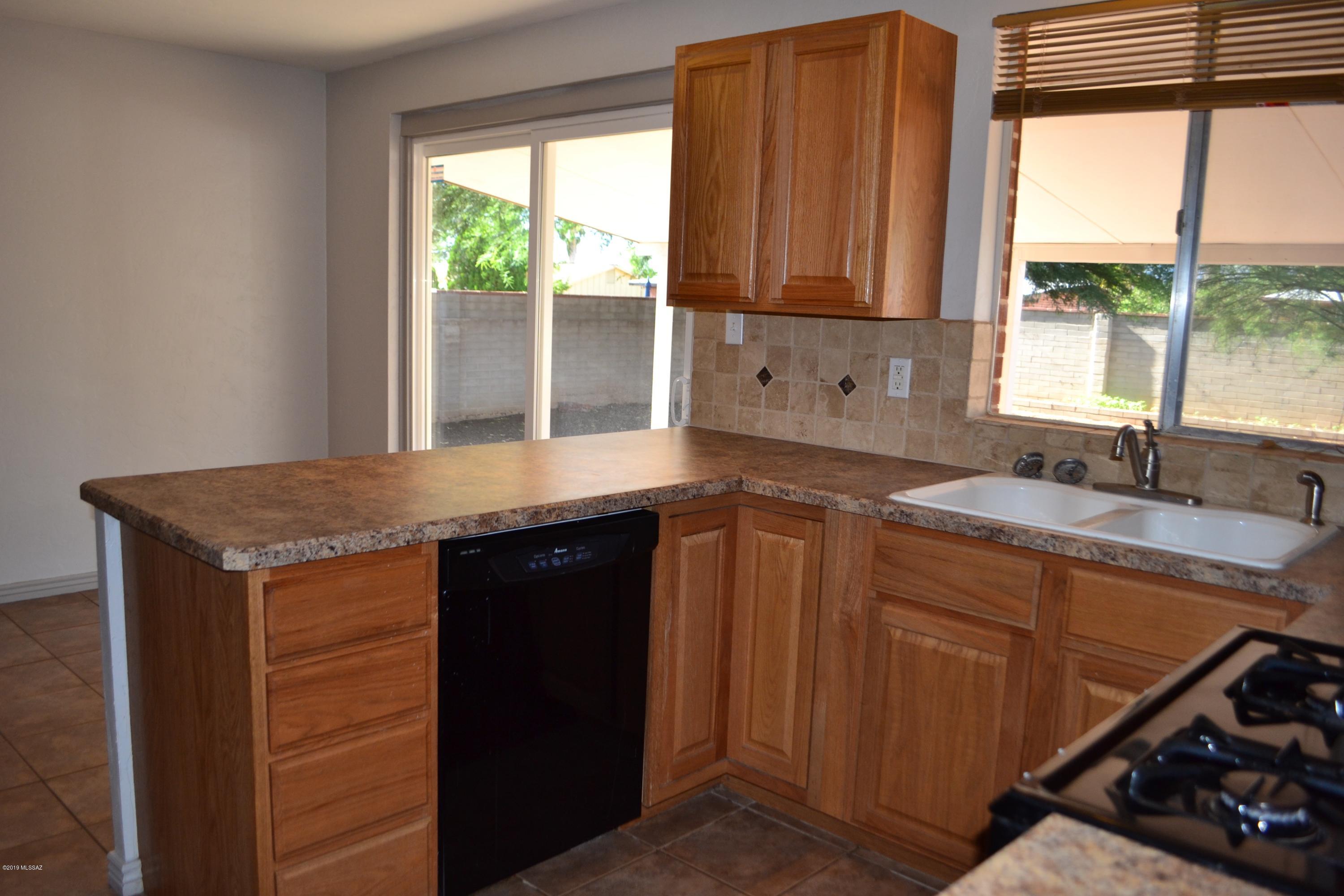 Longview Estates (194-470) - Residential