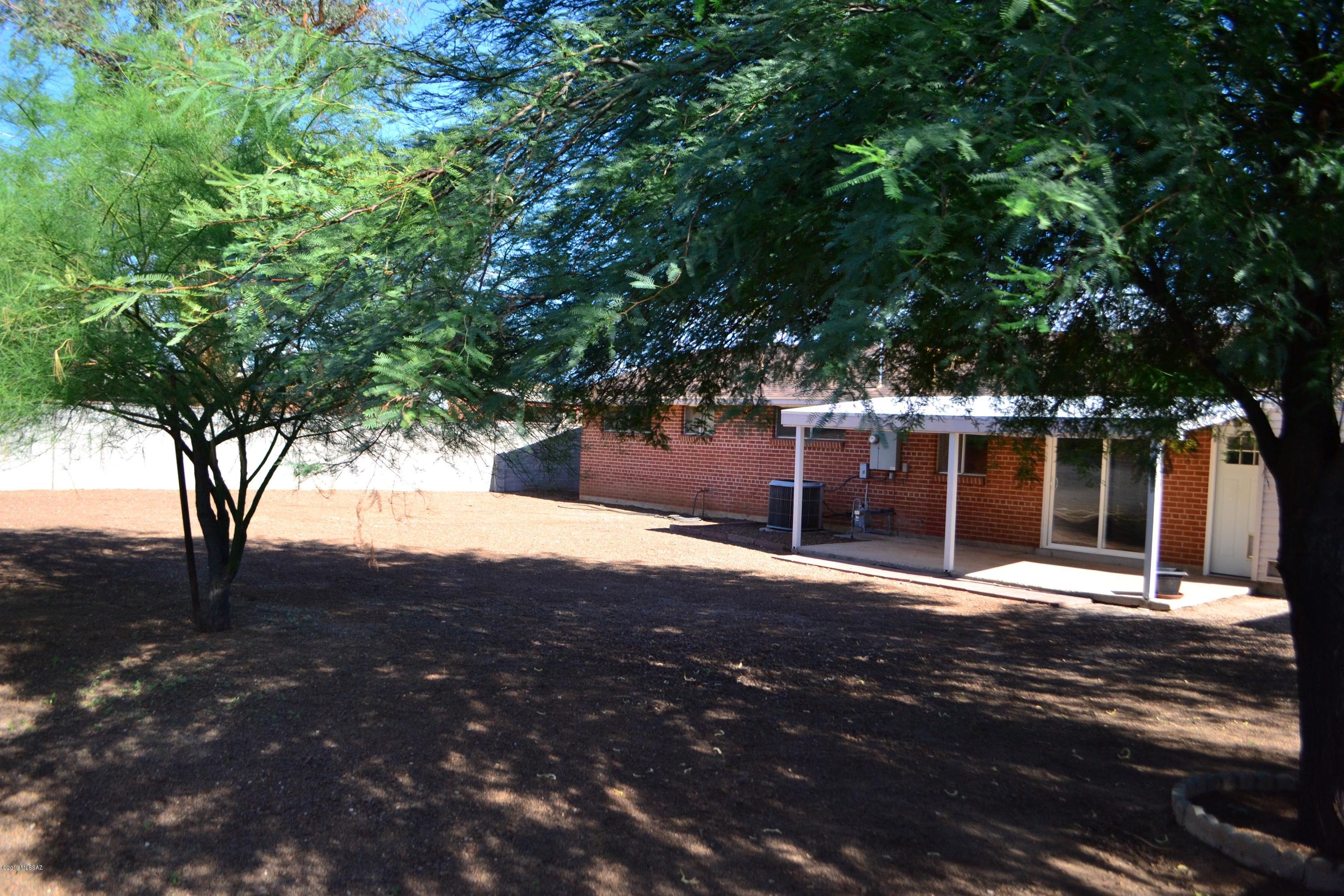 Longview Estates (194-470) - Residential