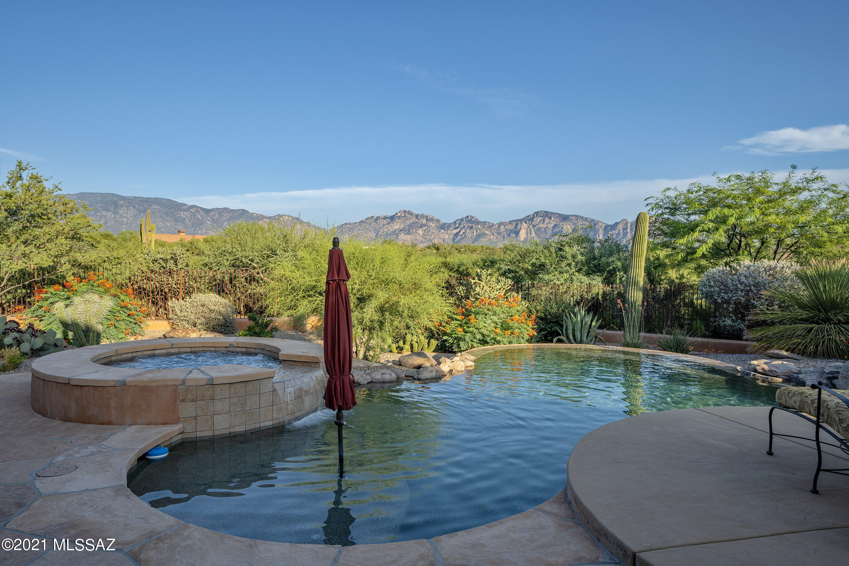 Honey Bee Ridge(The Estates At) - Residential