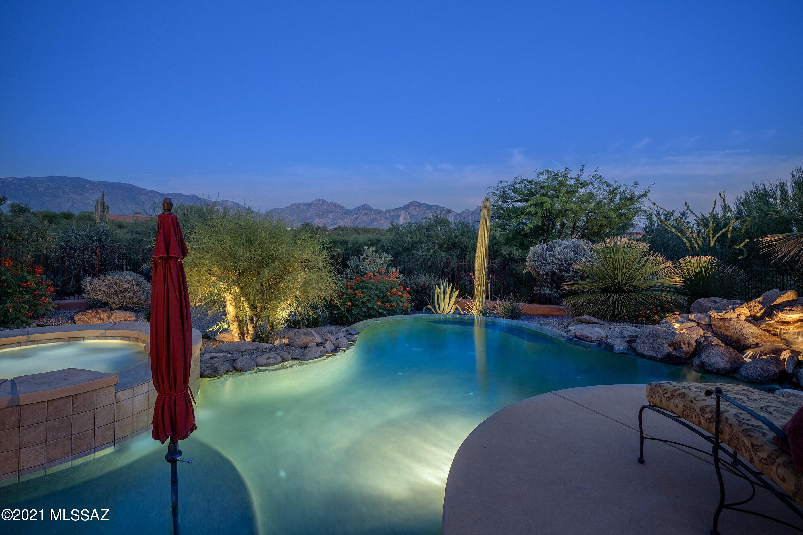 Honey Bee Ridge(The Estates At) - Residential