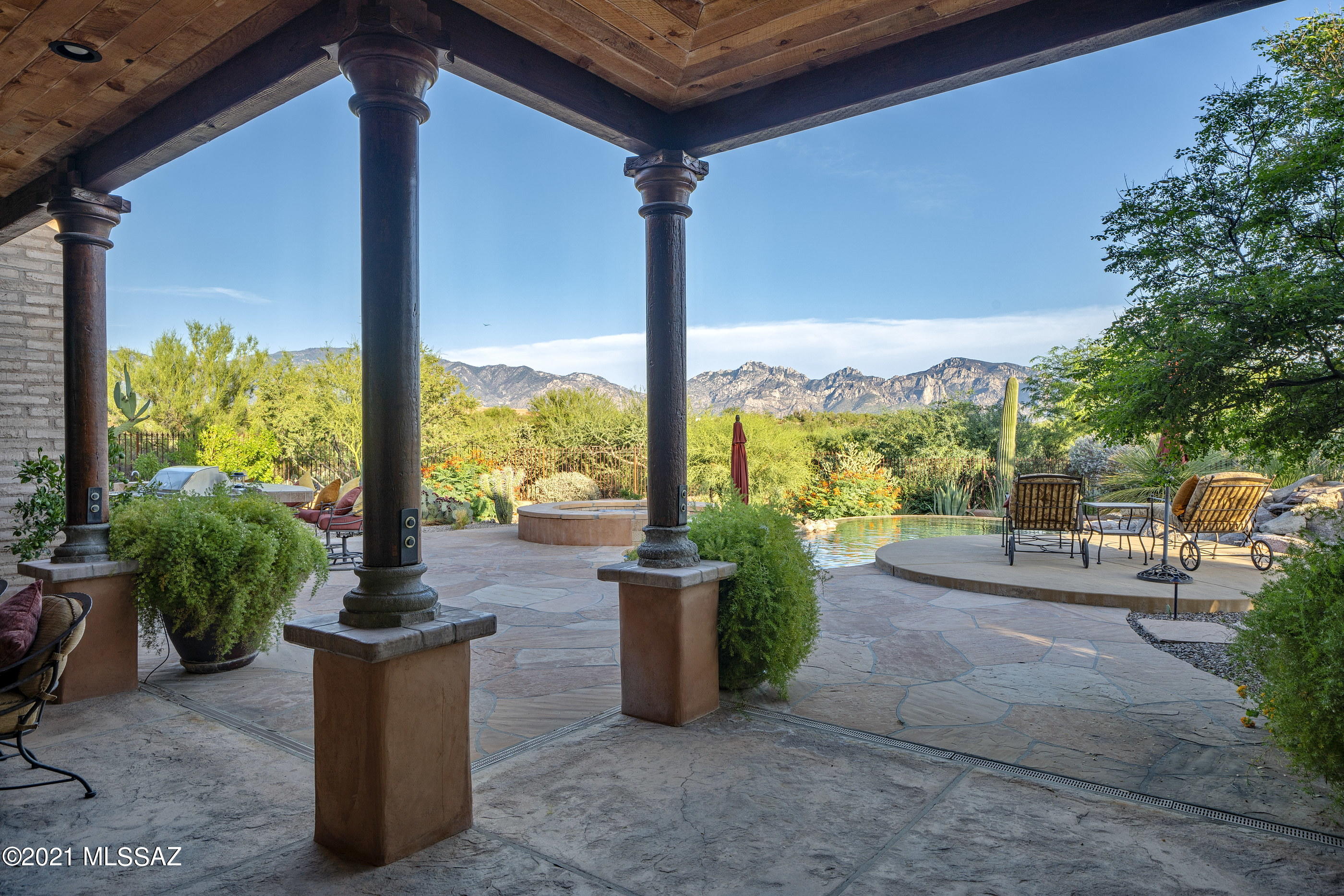 Honey Bee Ridge(The Estates At) - Residential