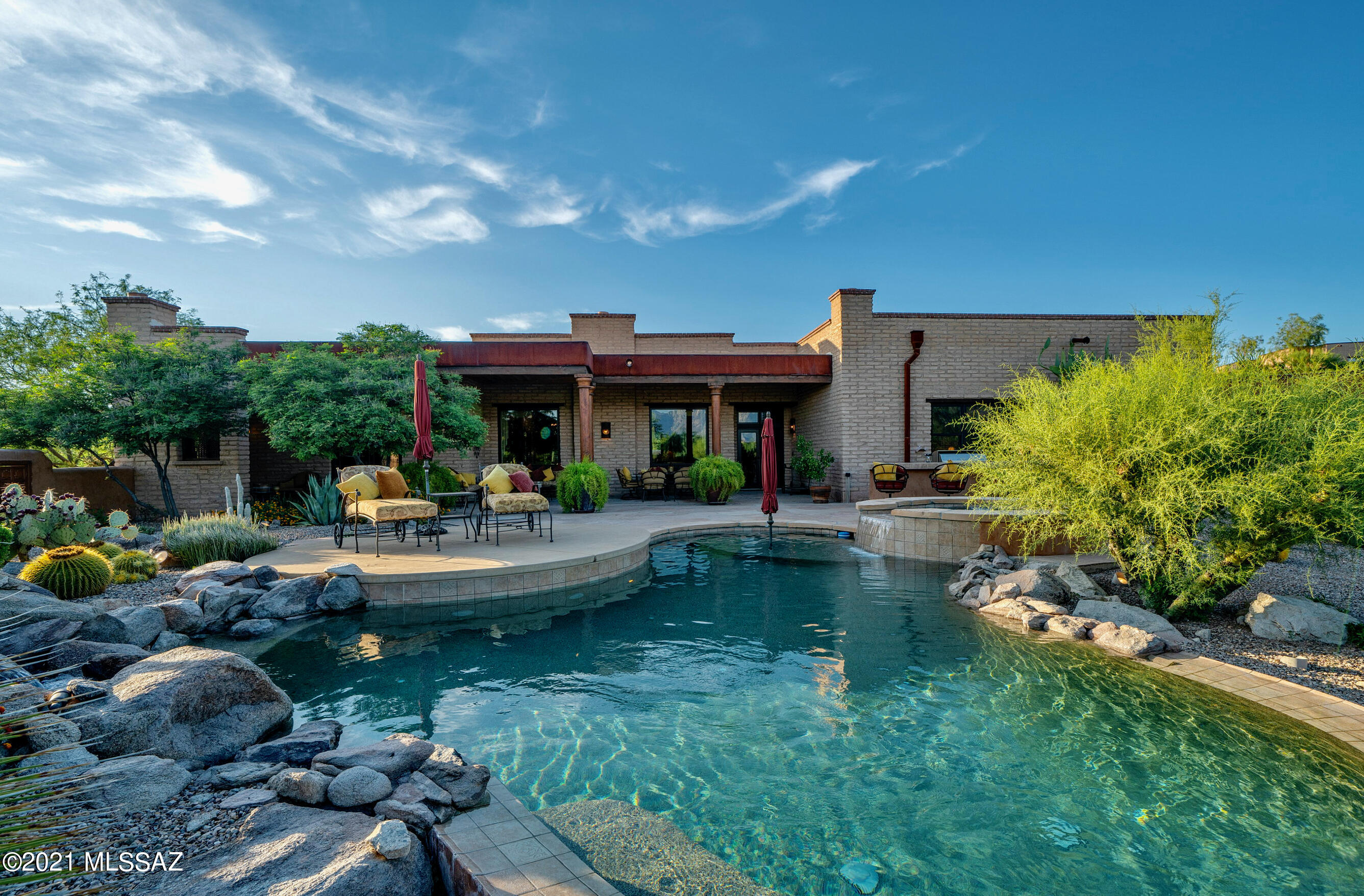 Honey Bee Ridge(The Estates At) - Residential