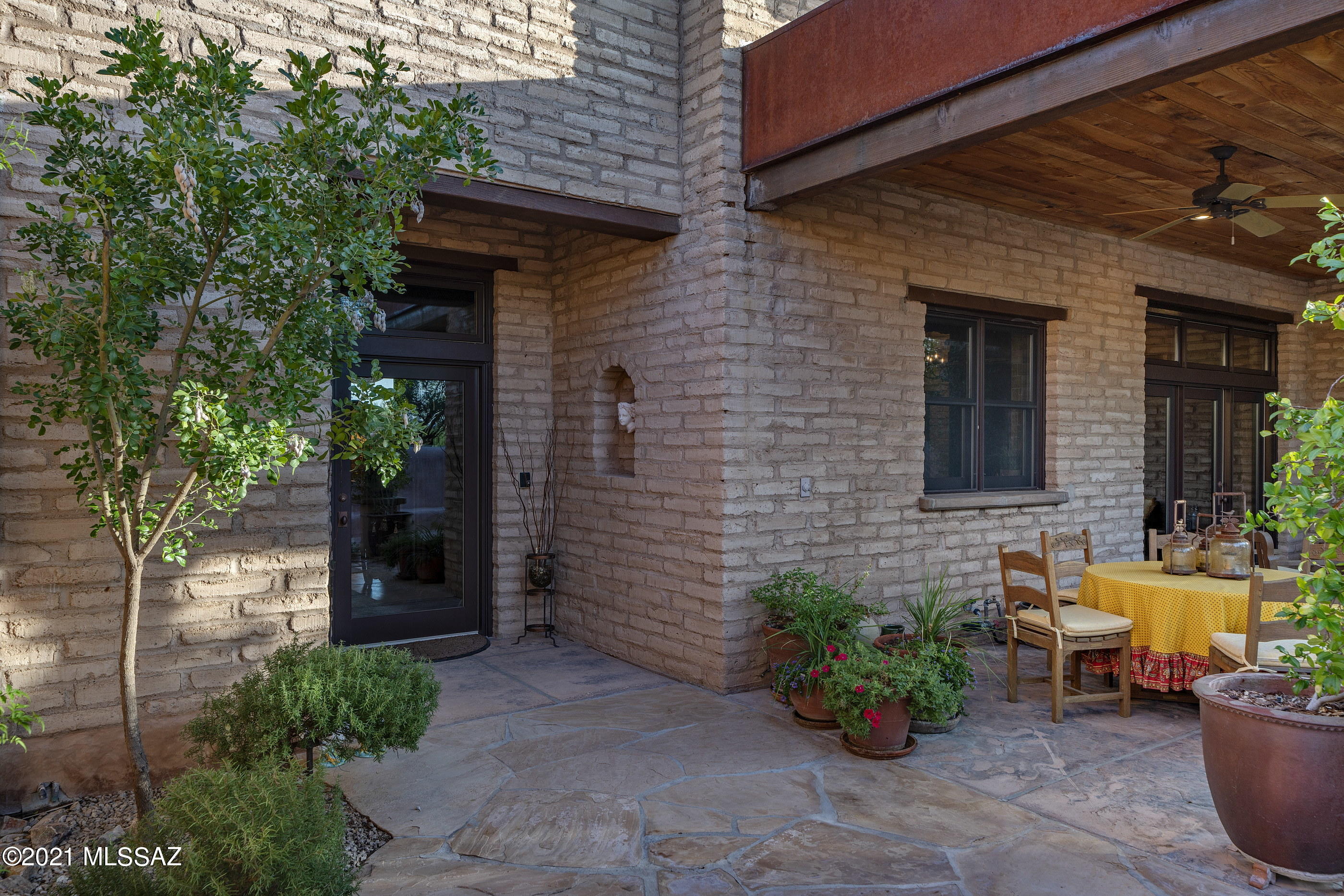 Honey Bee Ridge(The Estates At) - Residential