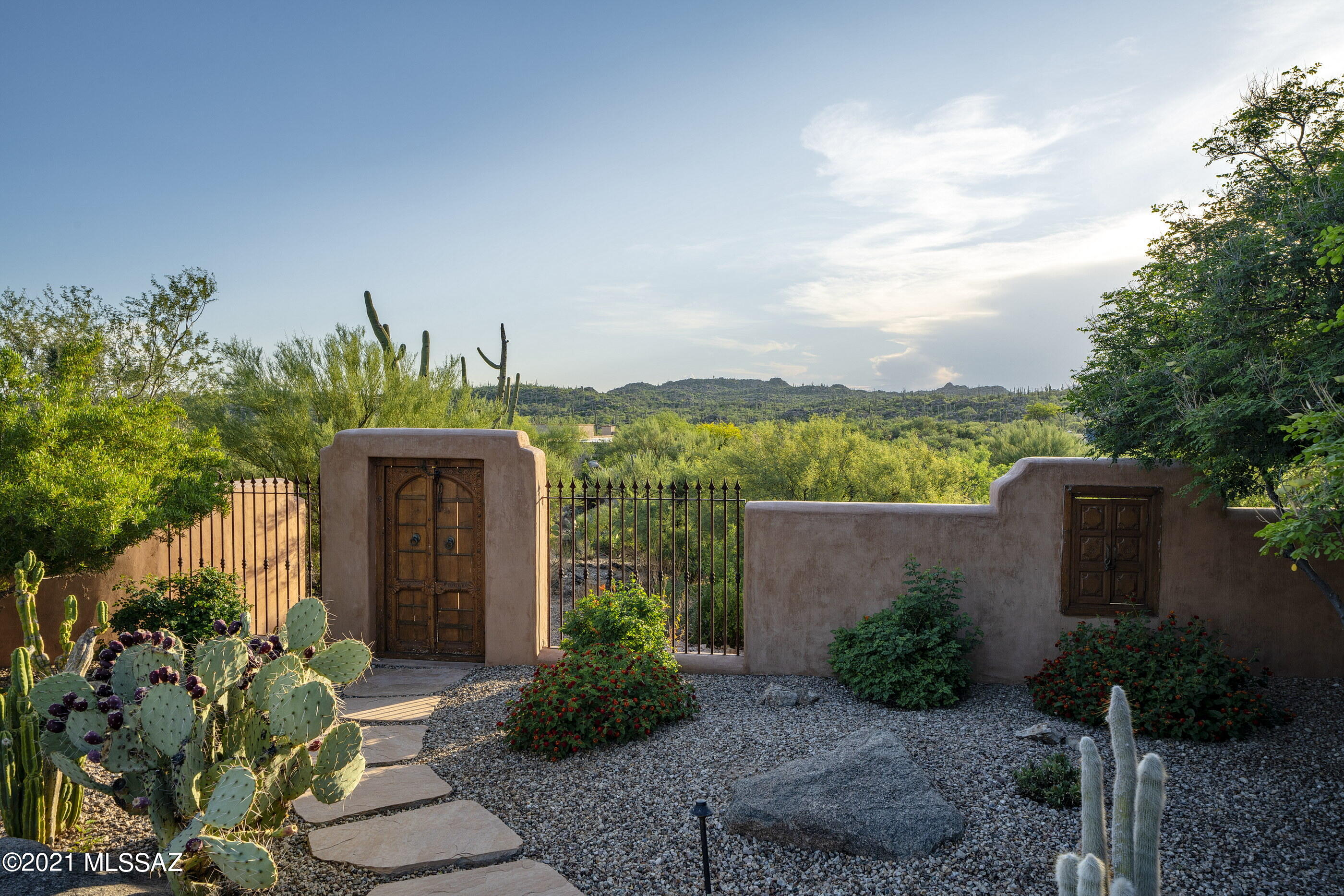 Honey Bee Ridge(The Estates At) - Residential