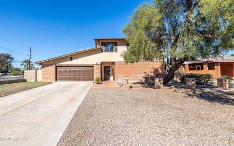 Photo of 1342 W Schafer Drive, Tucson, AZ 85705 (MLS # 22528225)