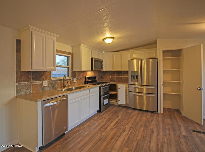 Kessler Manor (1-90) - Residential
