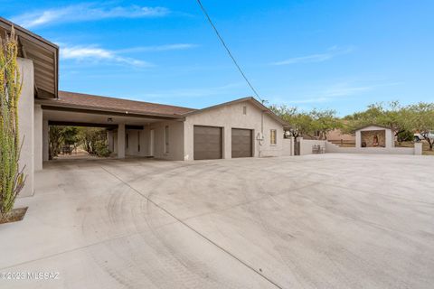 A home in Rio Rico