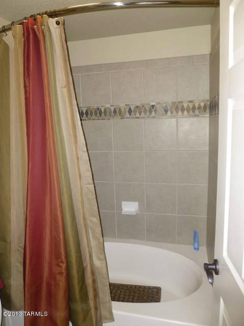 Pinnacle Canyon Condominium - Residential Lease