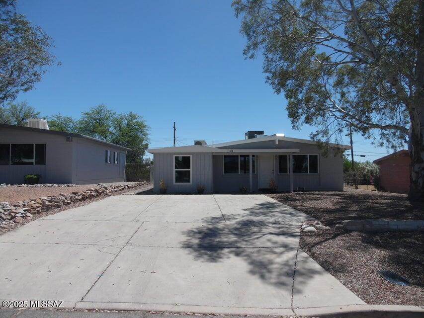 Tucson, Arizona 85719, United States, 4 Bedrooms Bedrooms, ,2 BathroomsBathrooms,Residential,Active,185572
