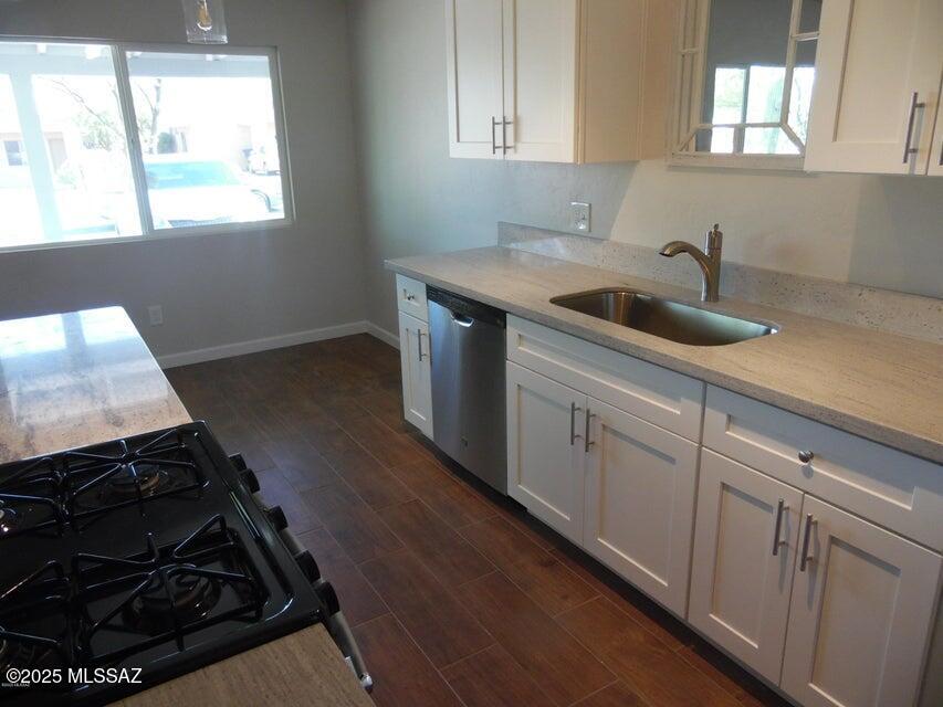 Tucson, Arizona 85719, United States, 4 Bedrooms Bedrooms, ,2 BathroomsBathrooms,Residential,Active,185572