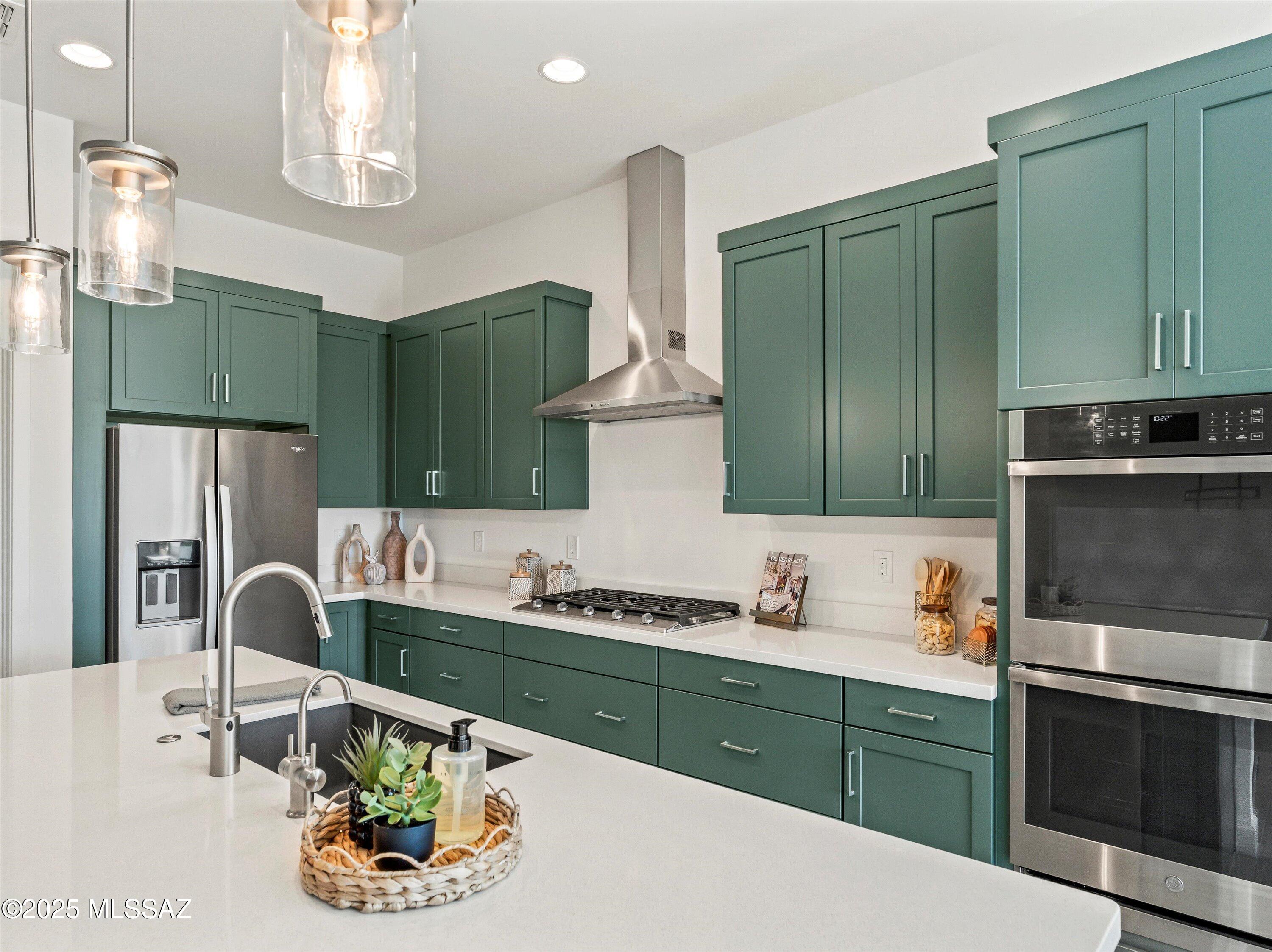 4527 W Cajun Sun Lane