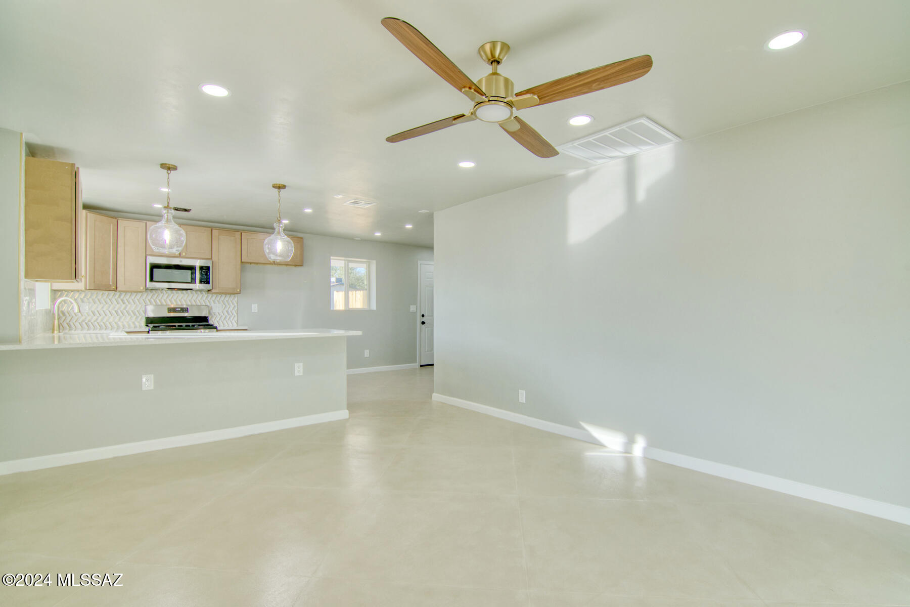 Mountain View Acre Farms - Residential