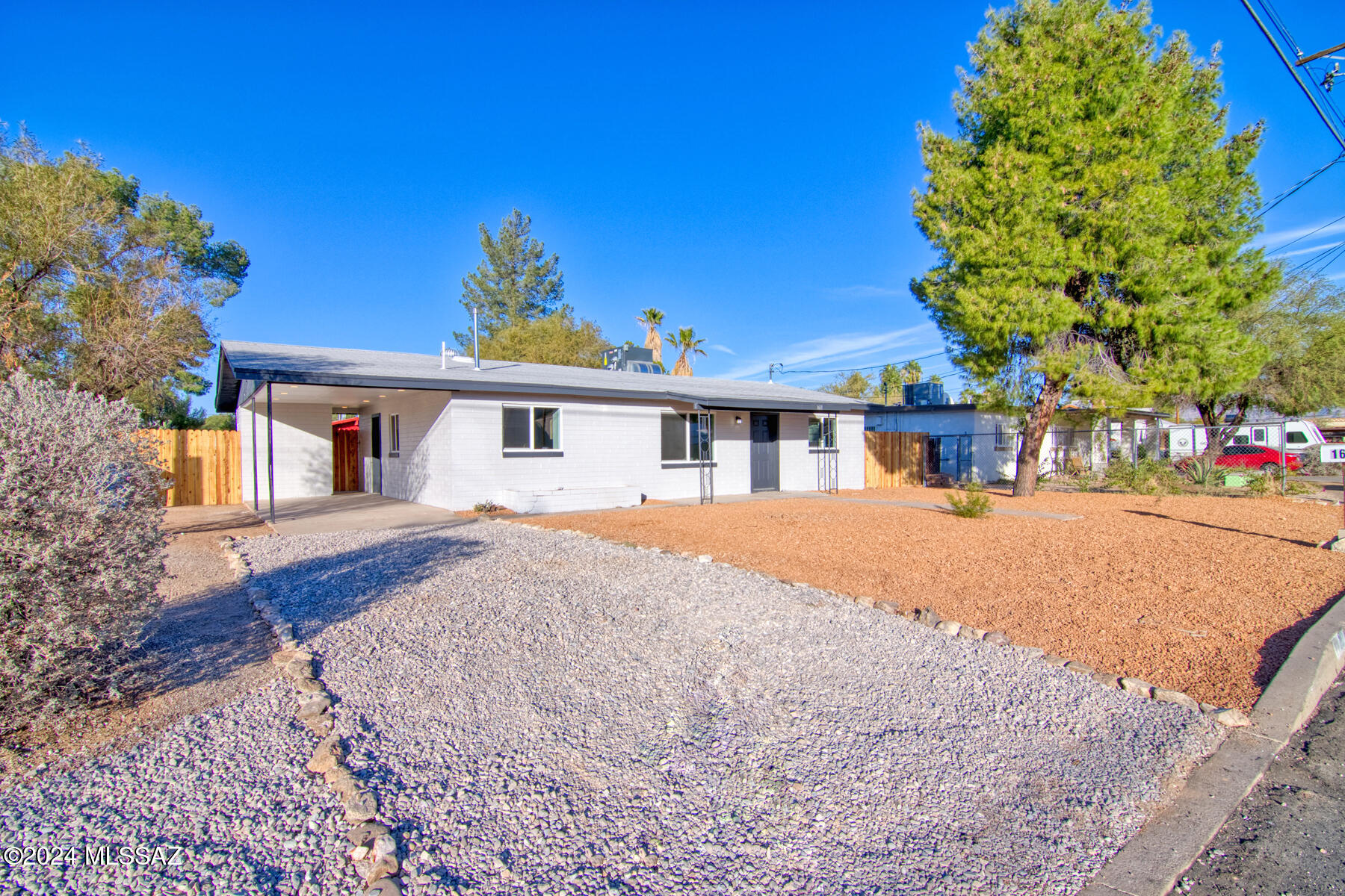 Mountain View Acre Farms - Residential