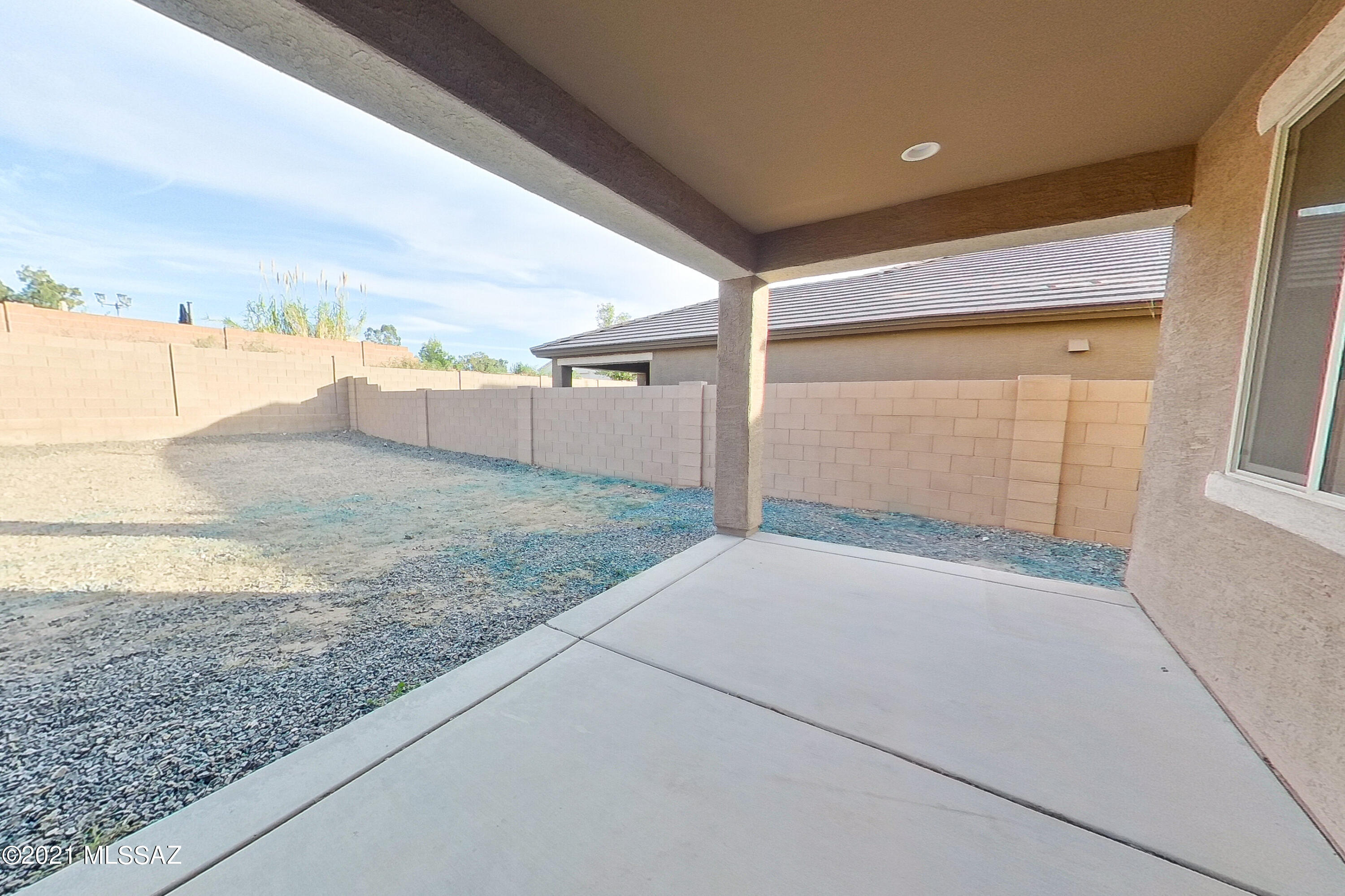 Las Lindas(1-76) - Residential