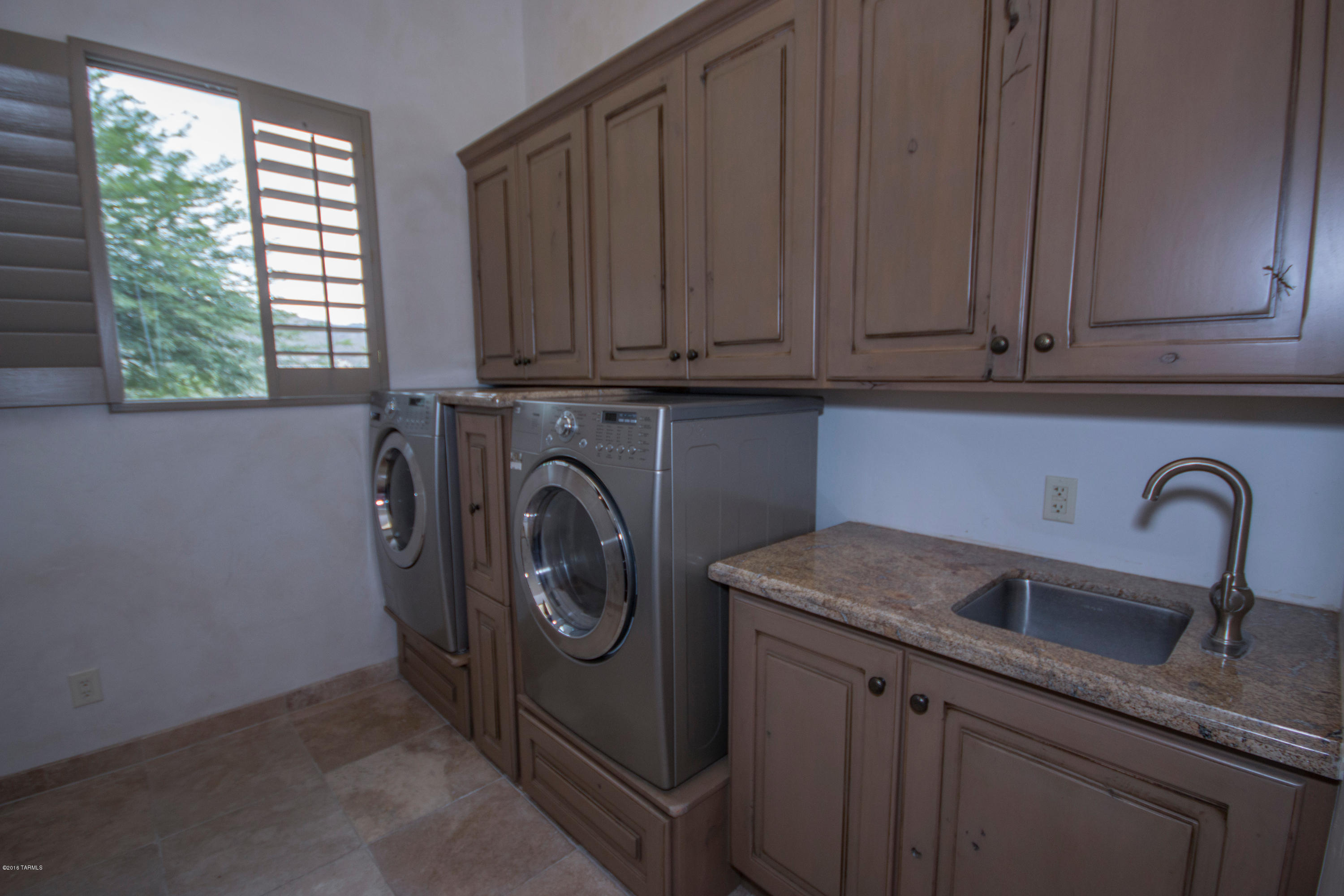 Twin Hills Estates (1-28) - Residential