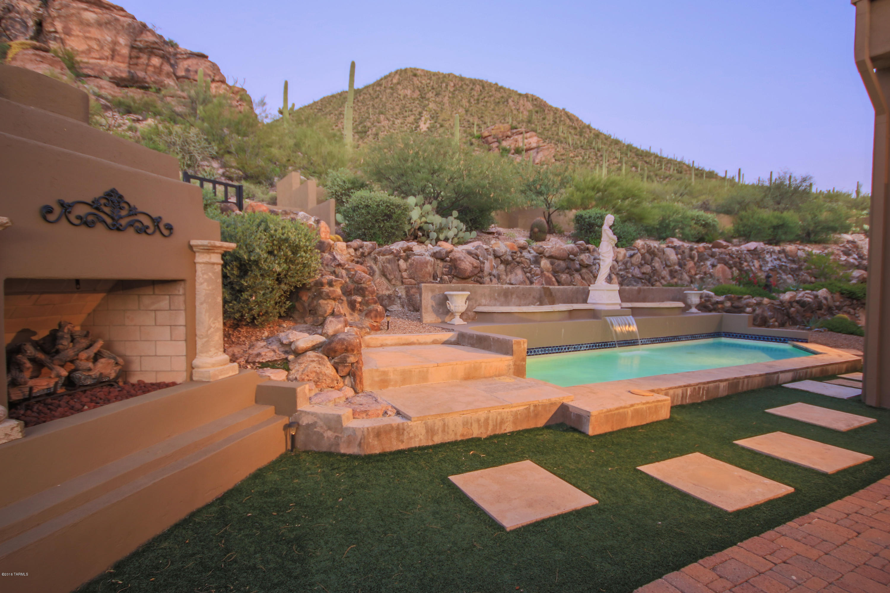 Twin Hills Estates (1-28) - Residential