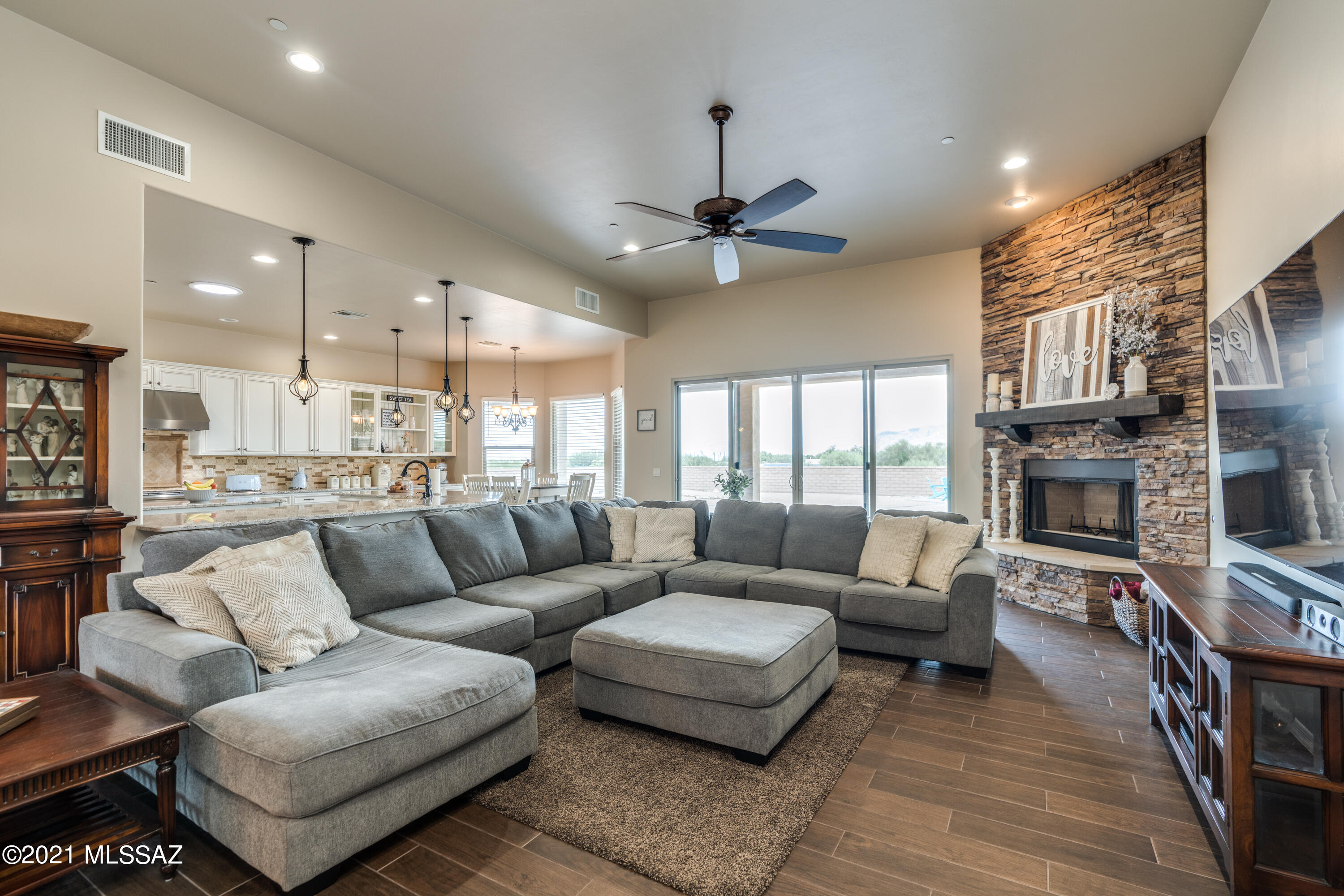 Vistas Del Sol - Residential