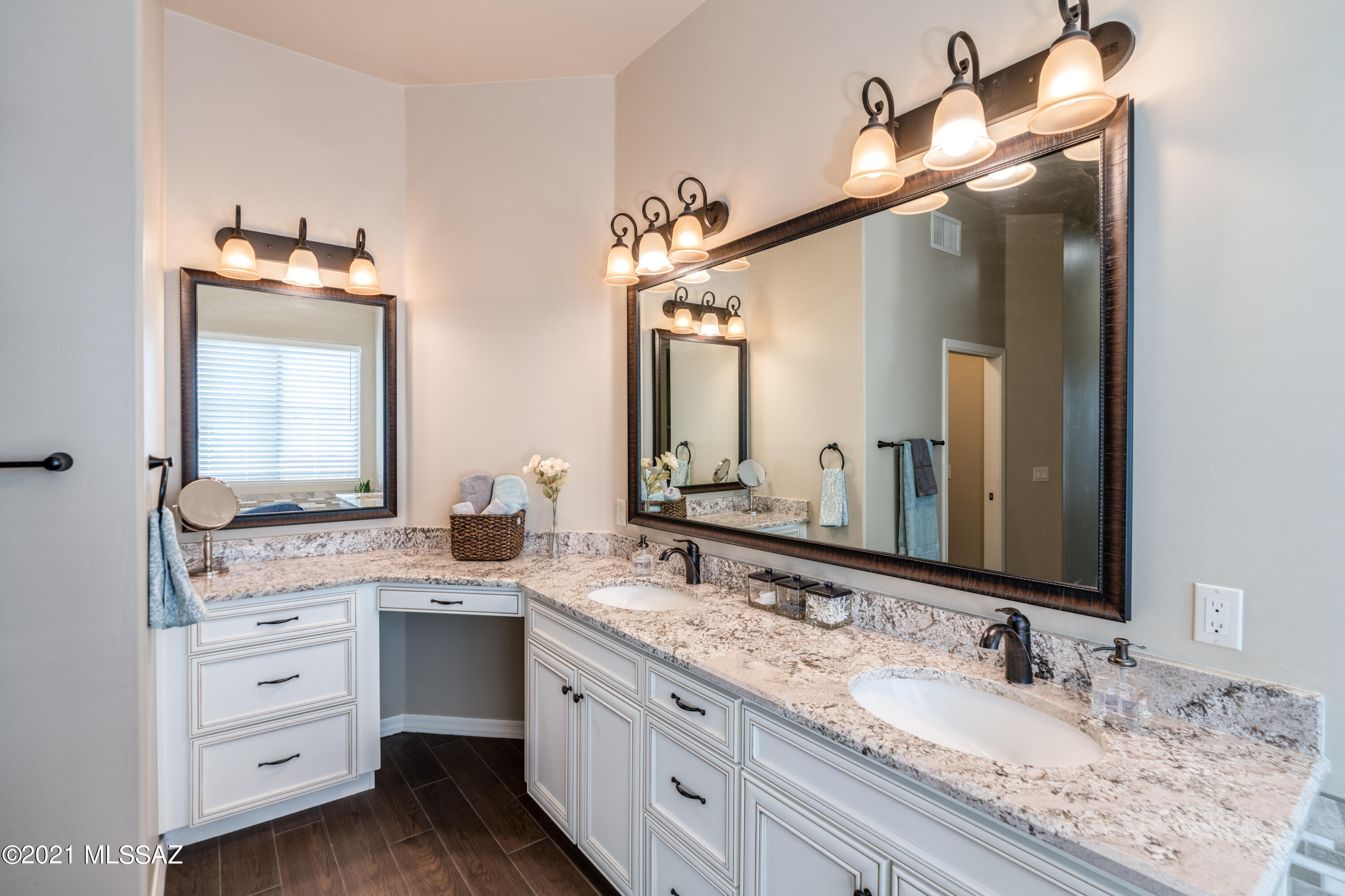 Vistas Del Sol - Residential
