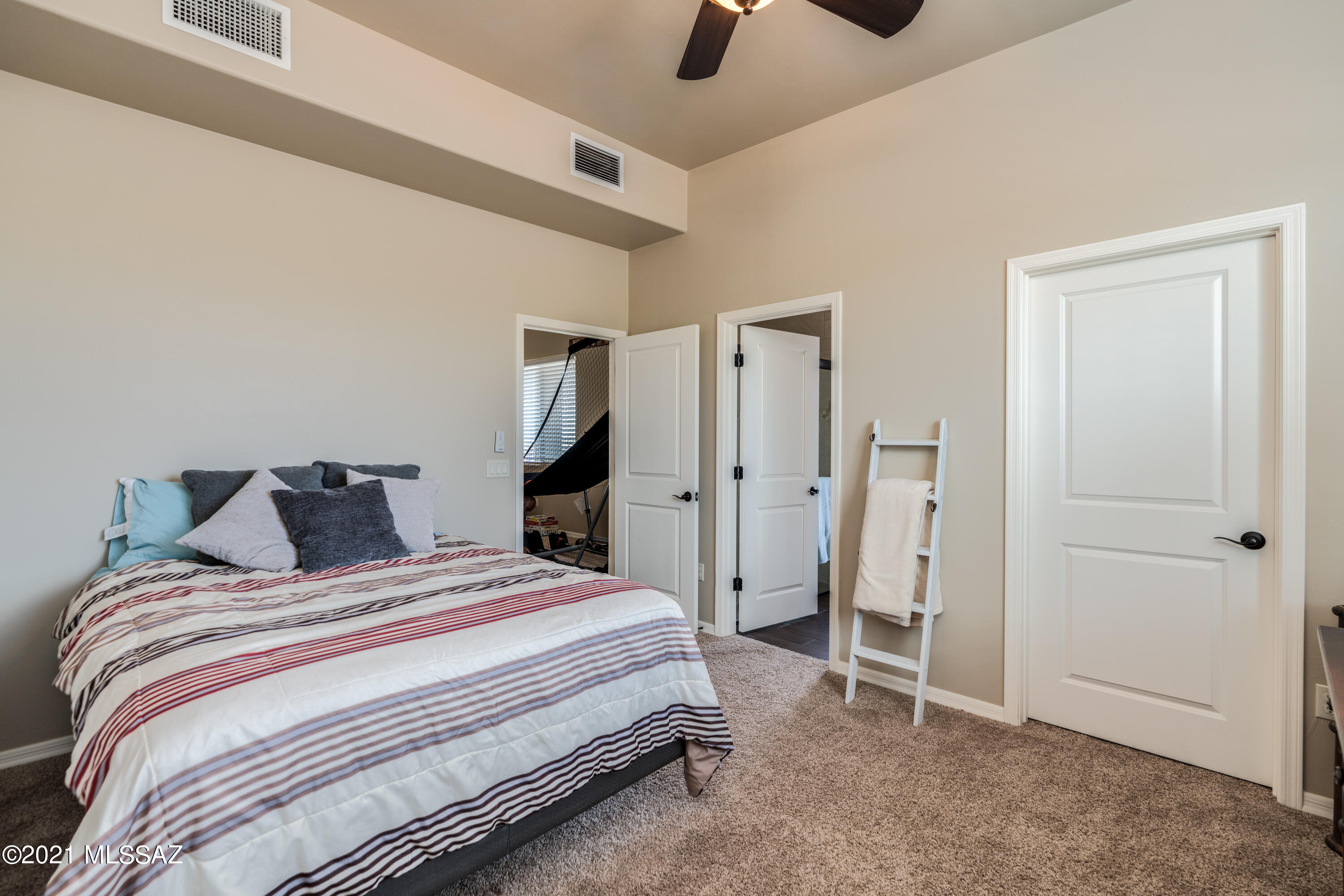 Vistas Del Sol - Residential