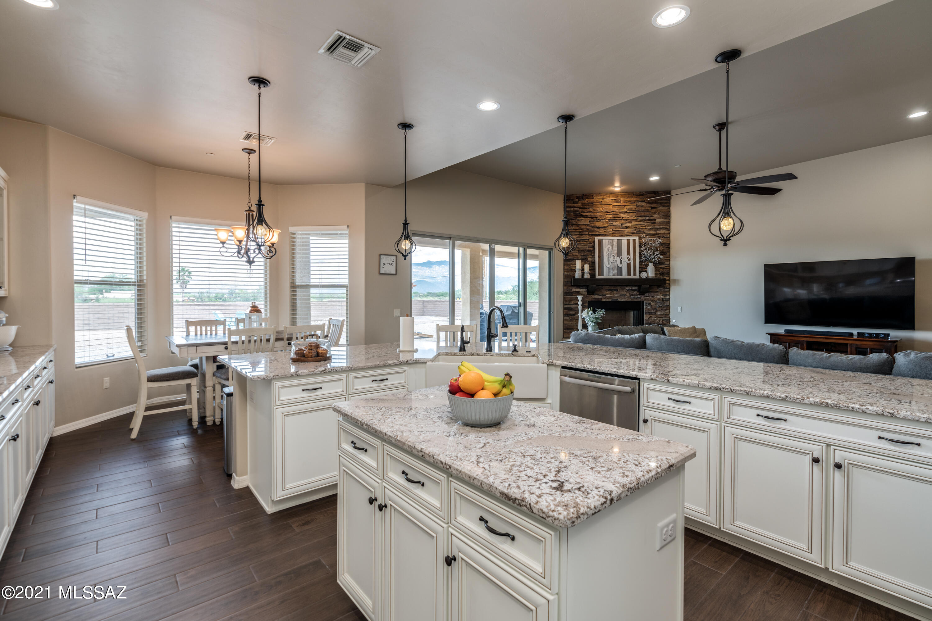 Vistas Del Sol - Residential