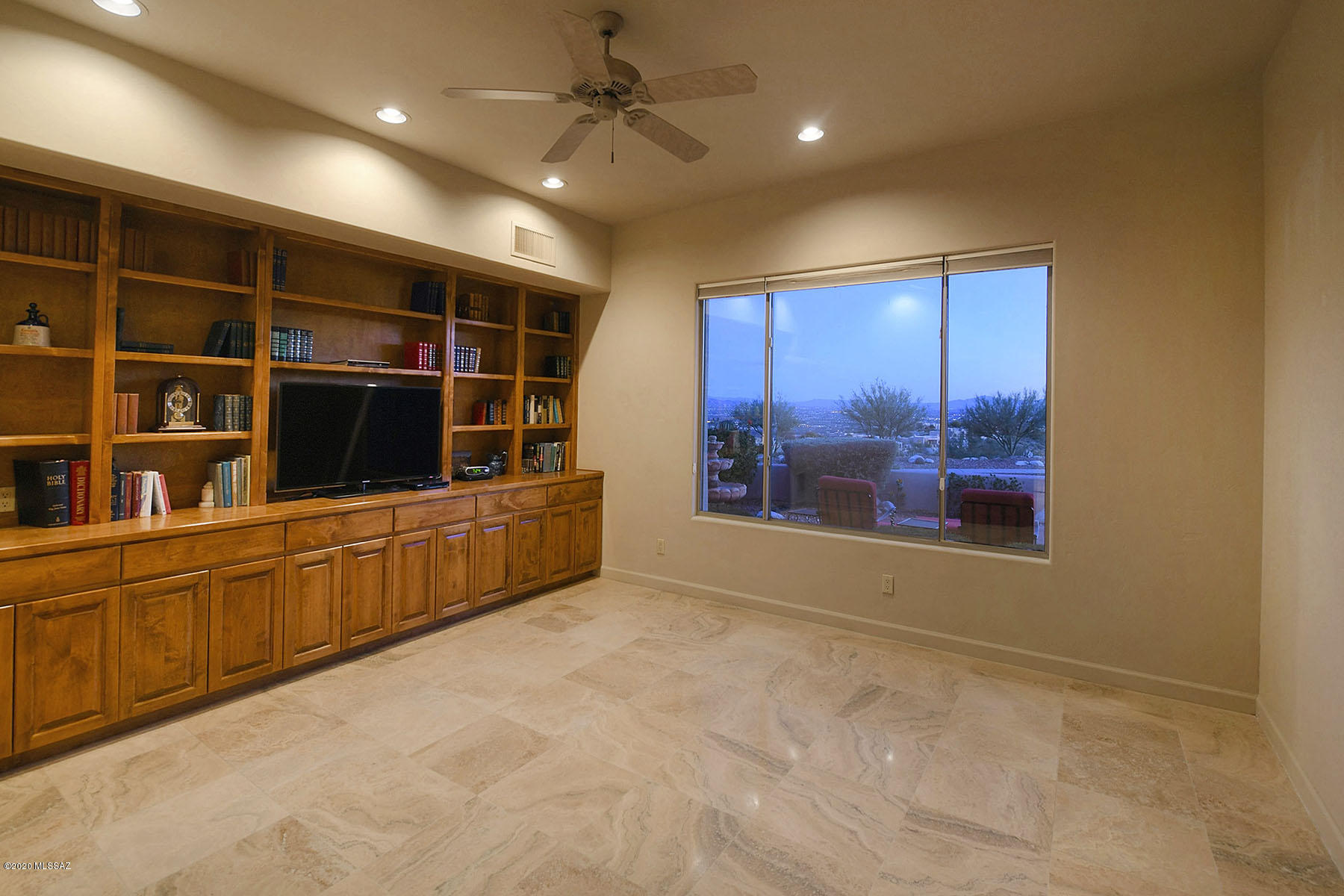 Sabino Mountain (1-290) - Residential