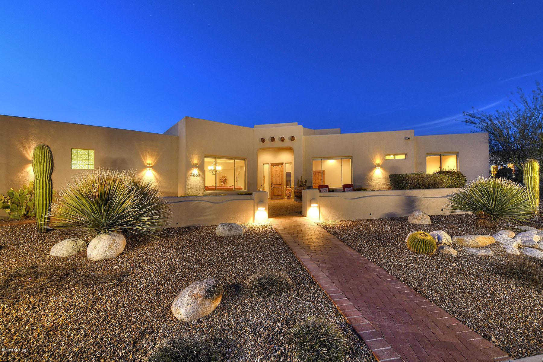 Sabino Mountain (1-290) - Residential