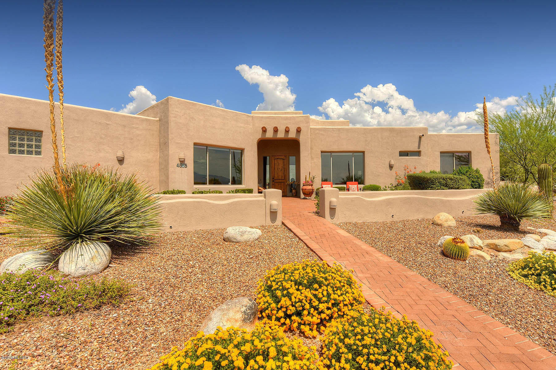 Sabino Mountain (1-290) - Residential