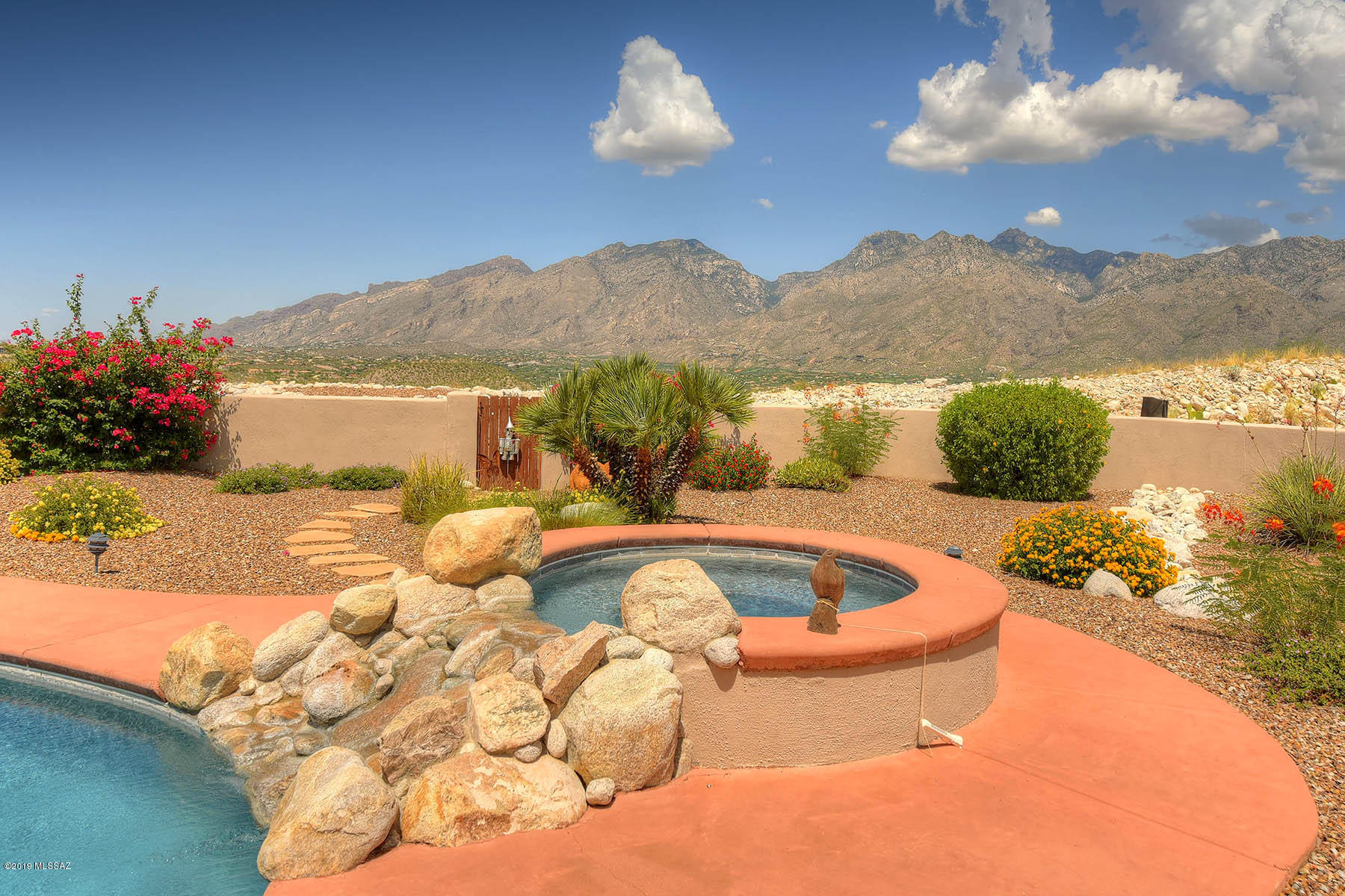 Sabino Mountain (1-290) - Residential