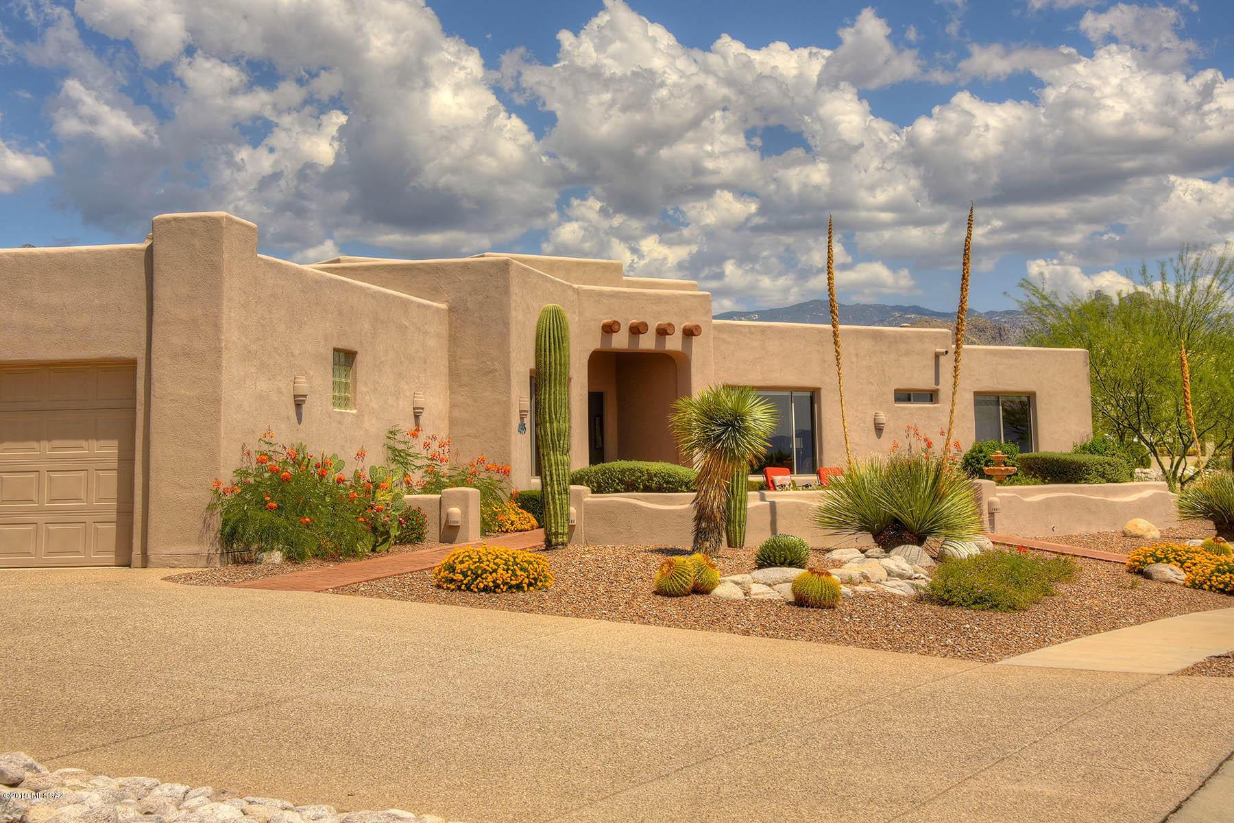 Sabino Mountain (1-290) - Residential
