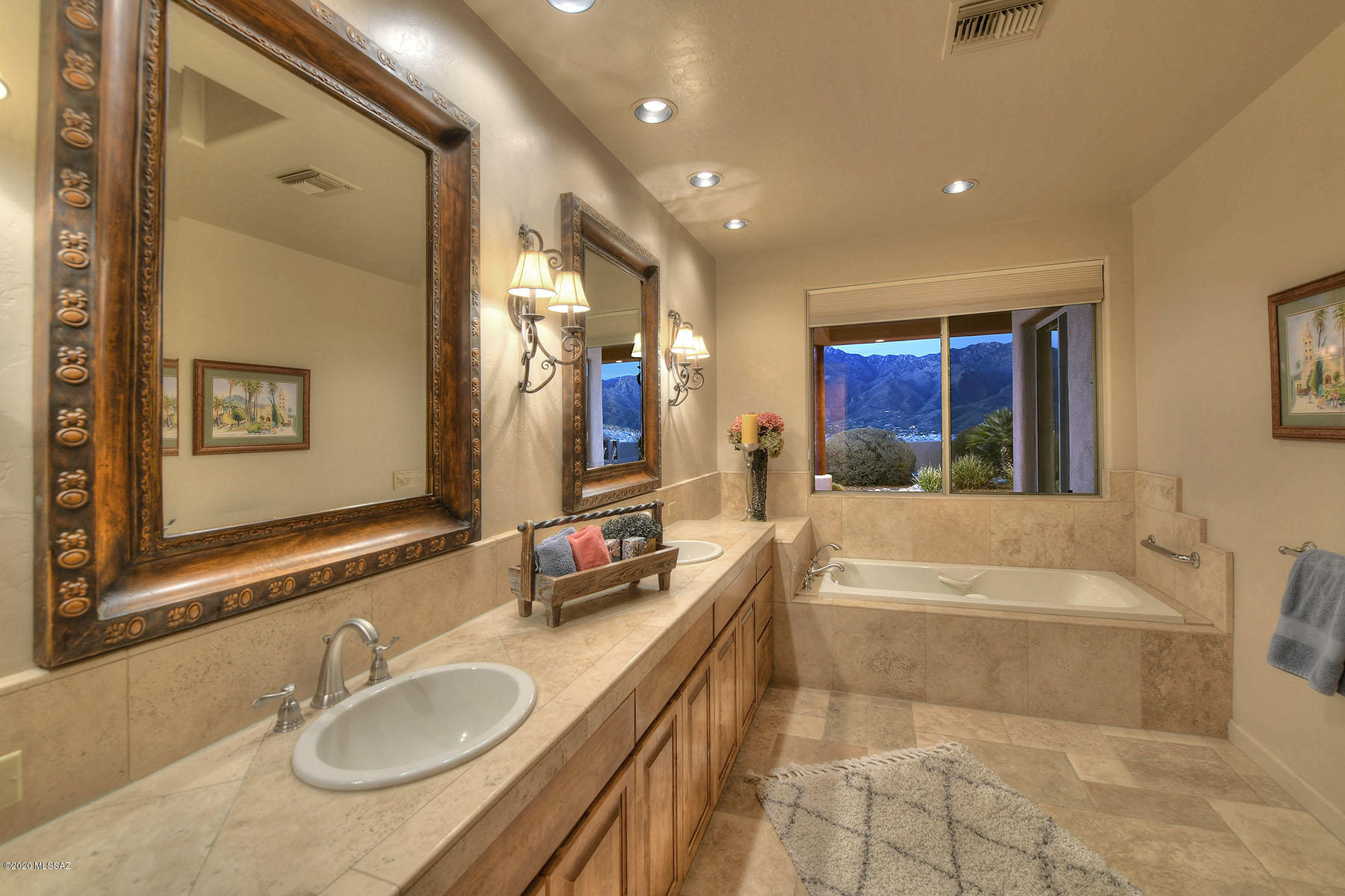 Sabino Mountain (1-290) - Residential