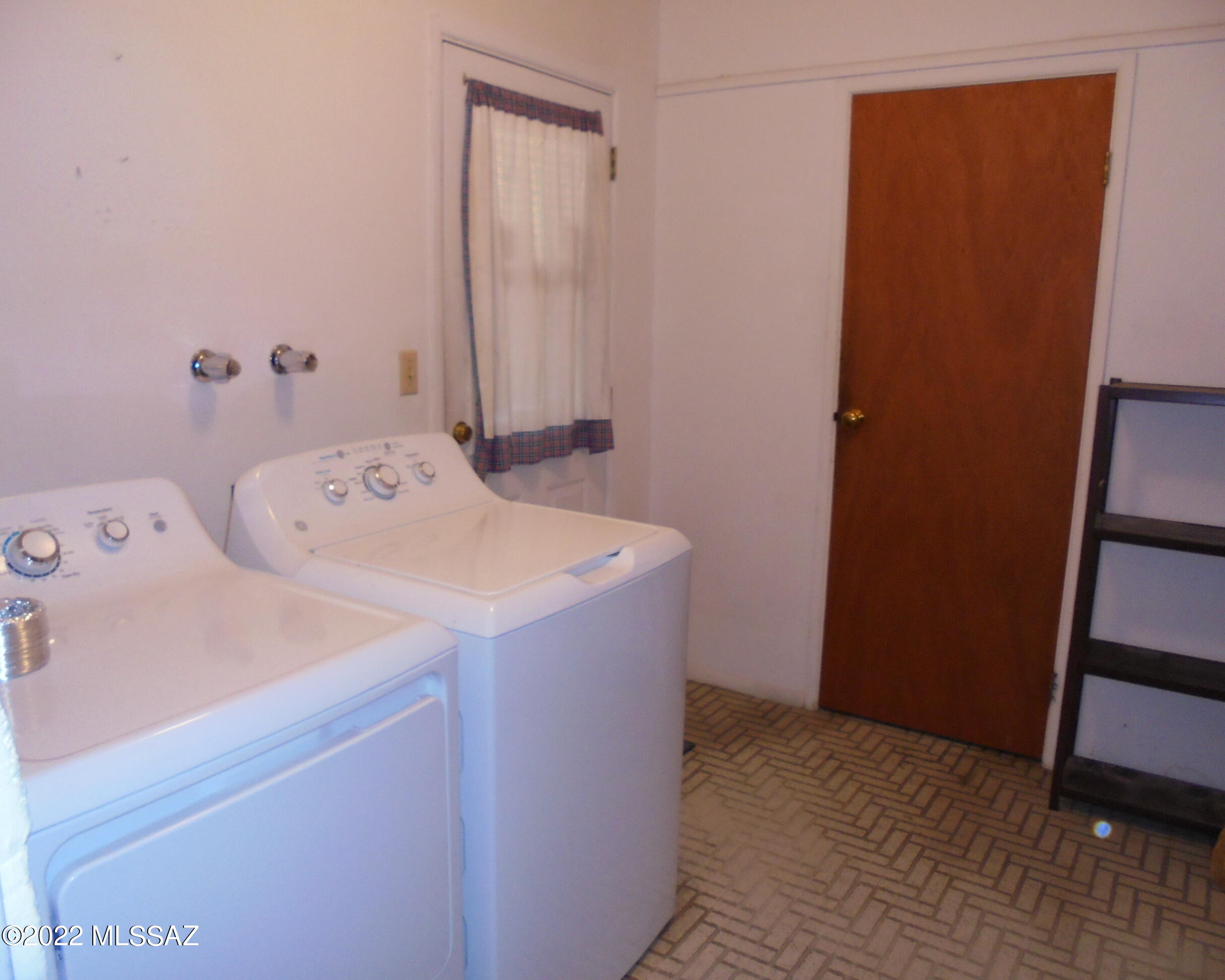 Silver Shadows Estates - Residential