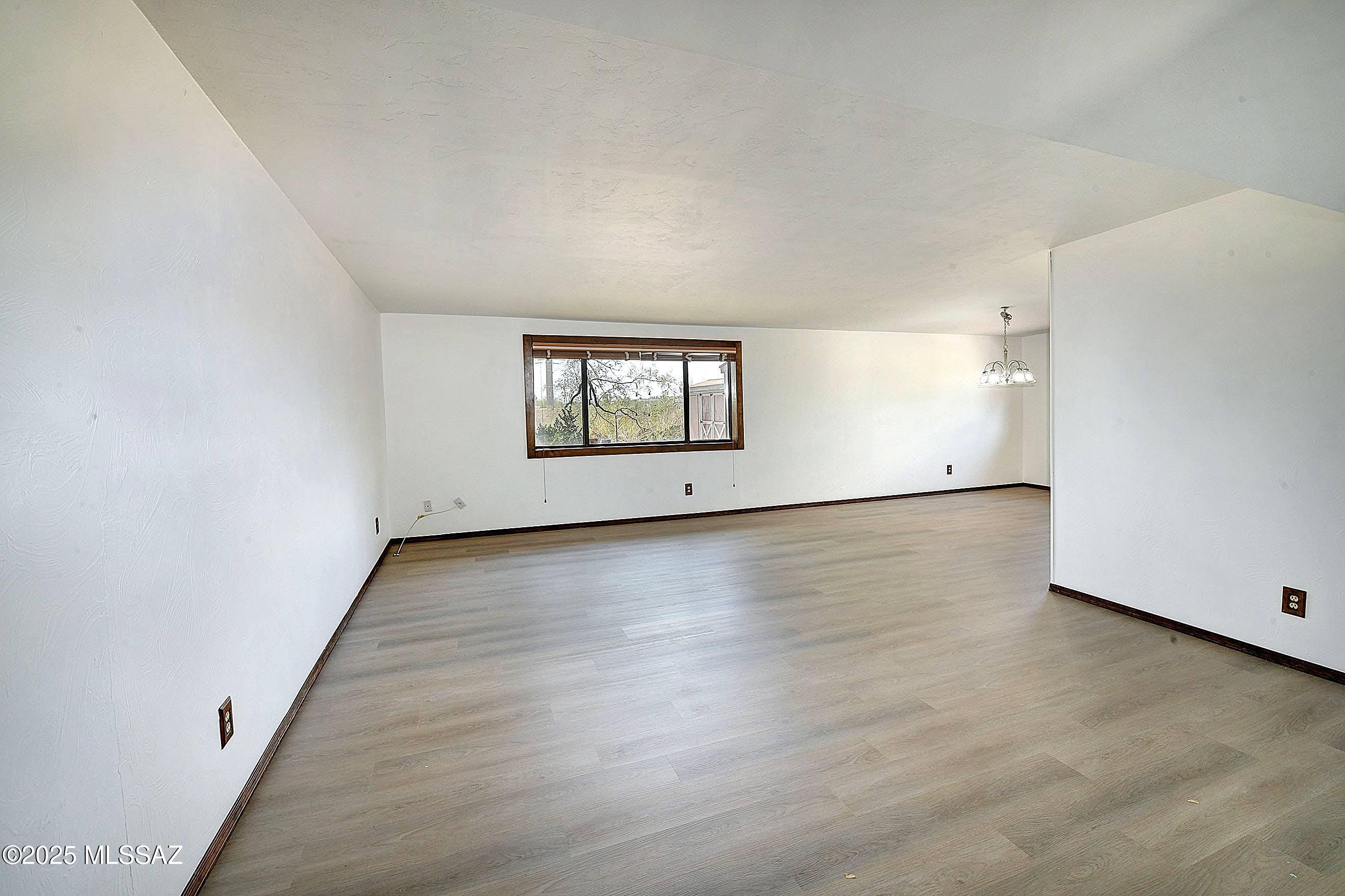 11303 E Deadwood Circle